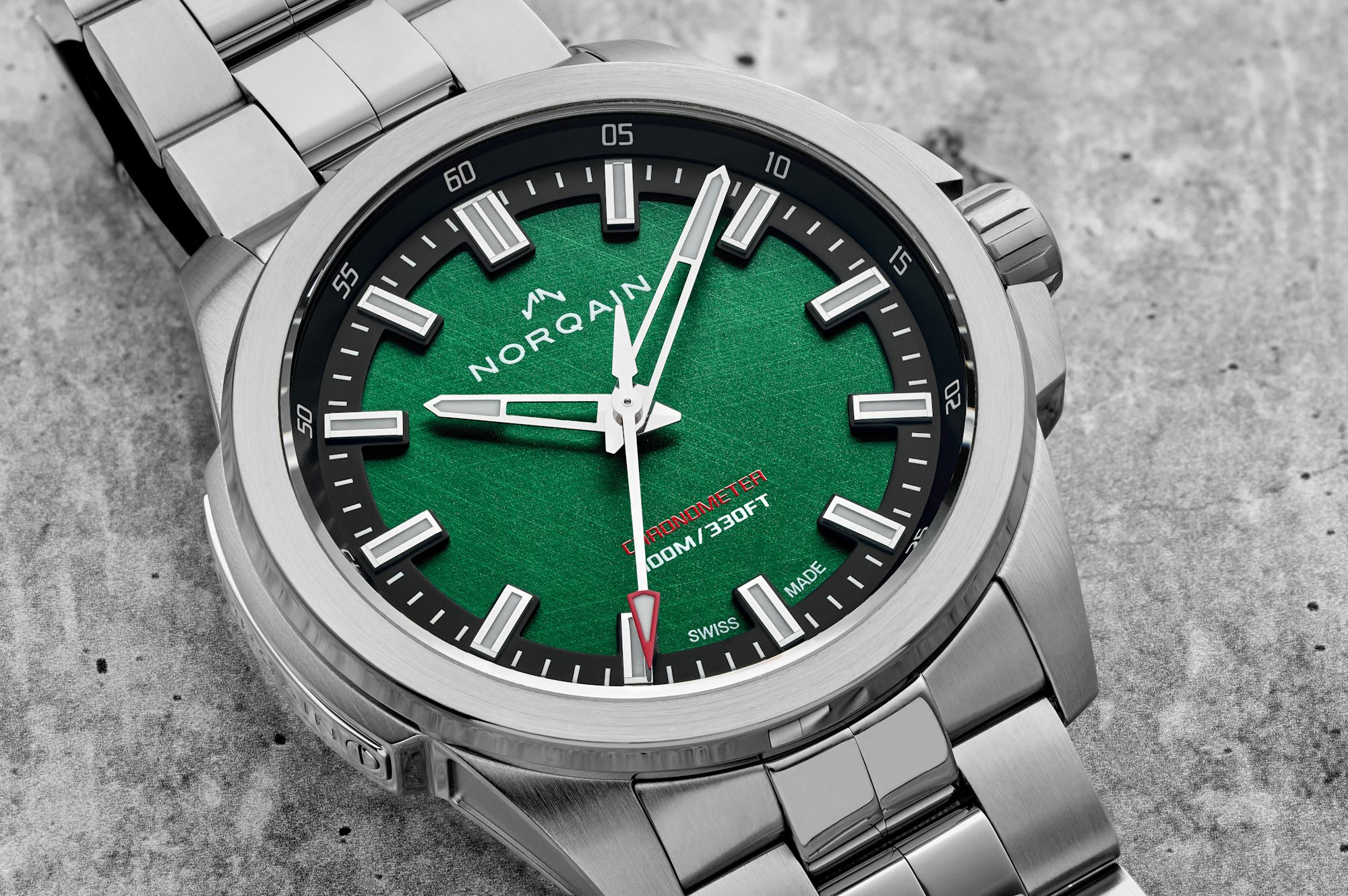 <p><a href="https://shop.hodinkee.com/products/norqain-independence-20-scratched-forest-green-dial-bracelet-limited-edition?_pos=1&_sid=921a1296f&_ss=r&variant=32700298035275" rel="noopener" target="_blank"><u>NORQAIN Independence 20</u></a></p>