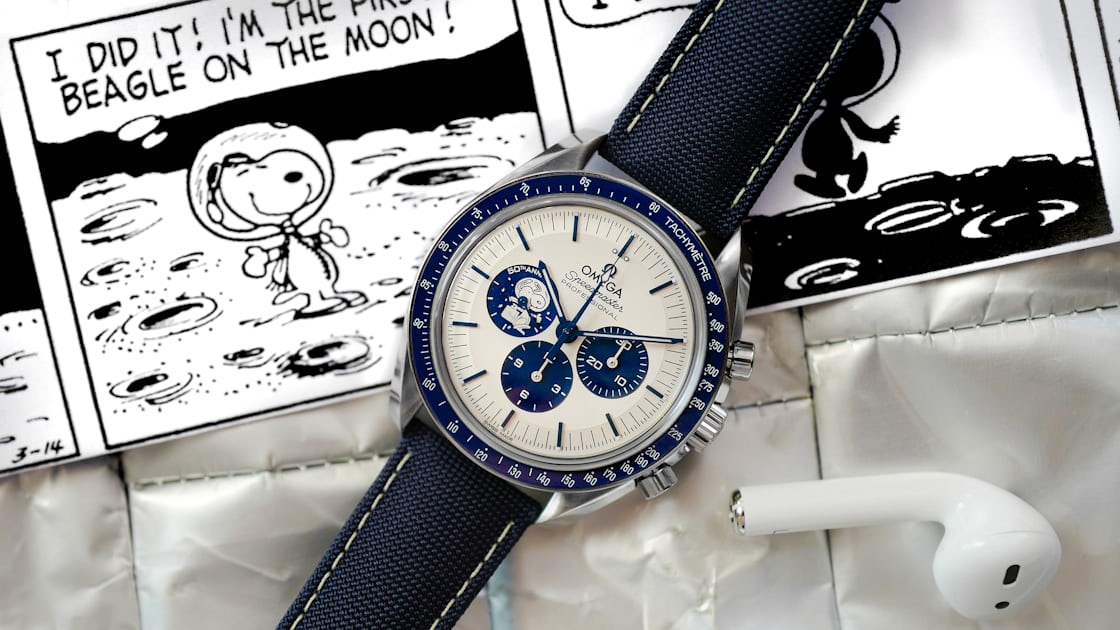 Omega Speedmaster Professional Silver Snoopy 50th Anniversary Limited  Edition Swiss Replica Watch
