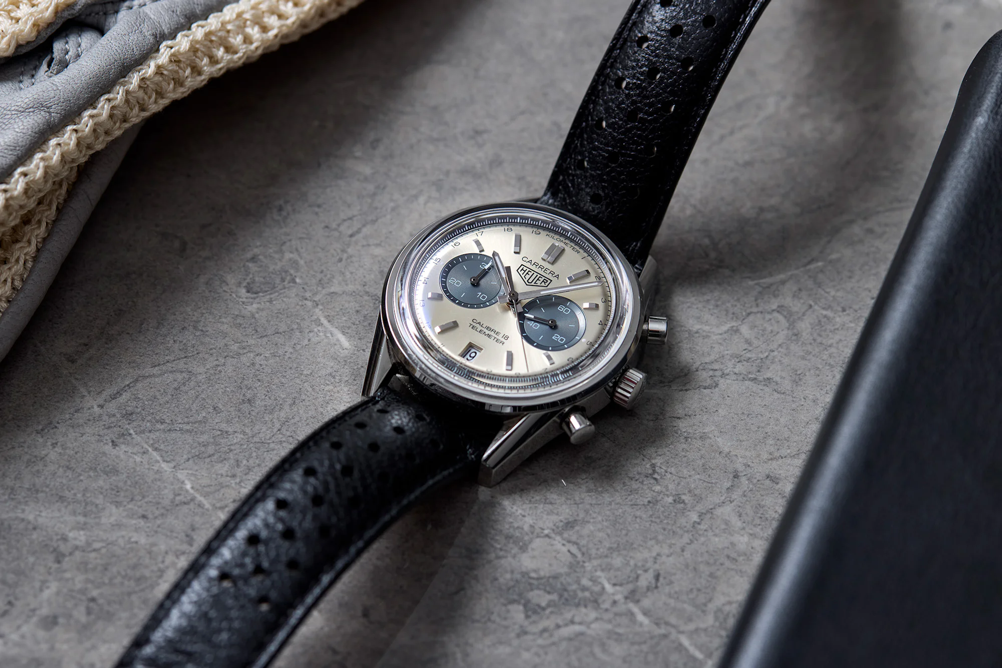tag heuer carrera chronograph
