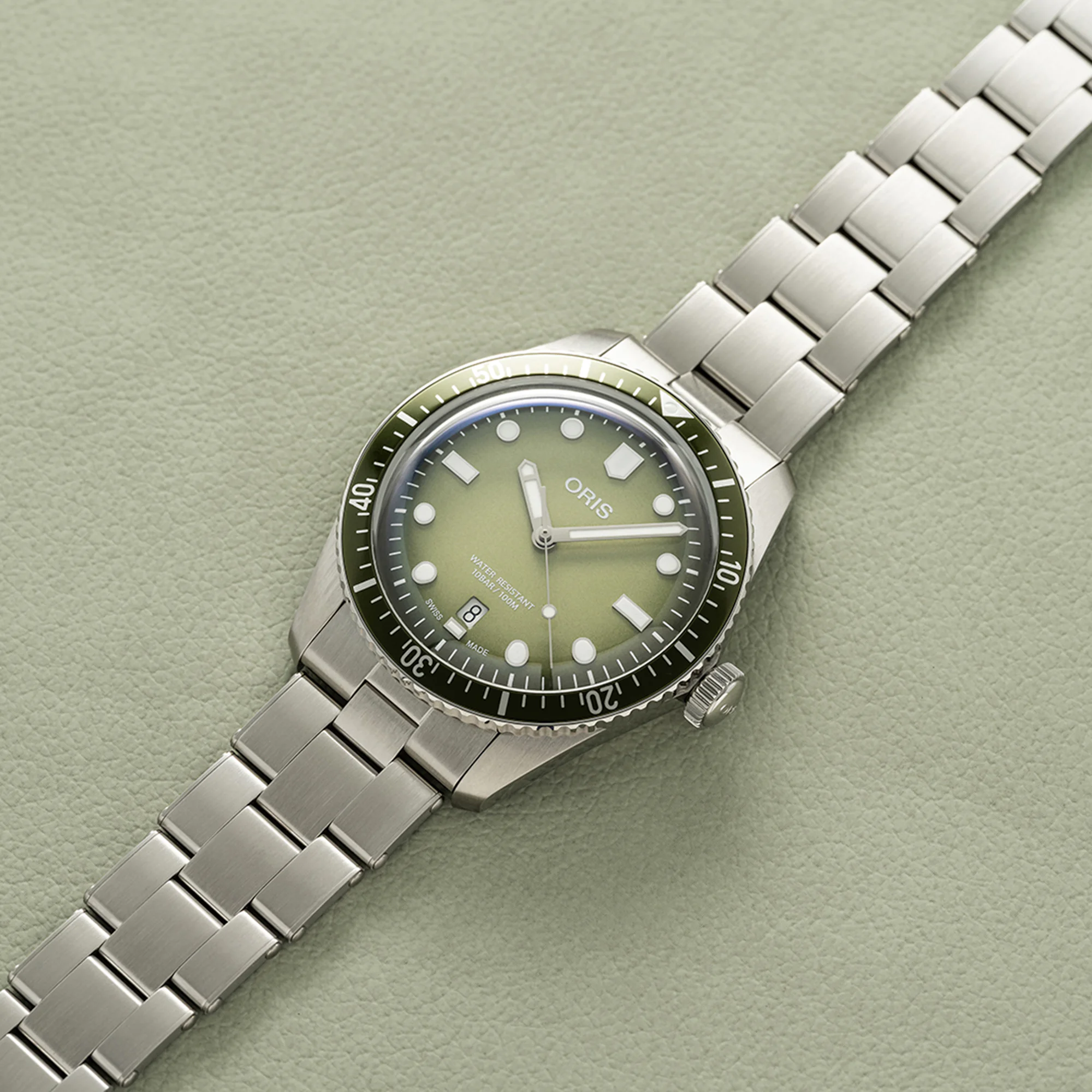 Oris Divers Sixty-Five Green