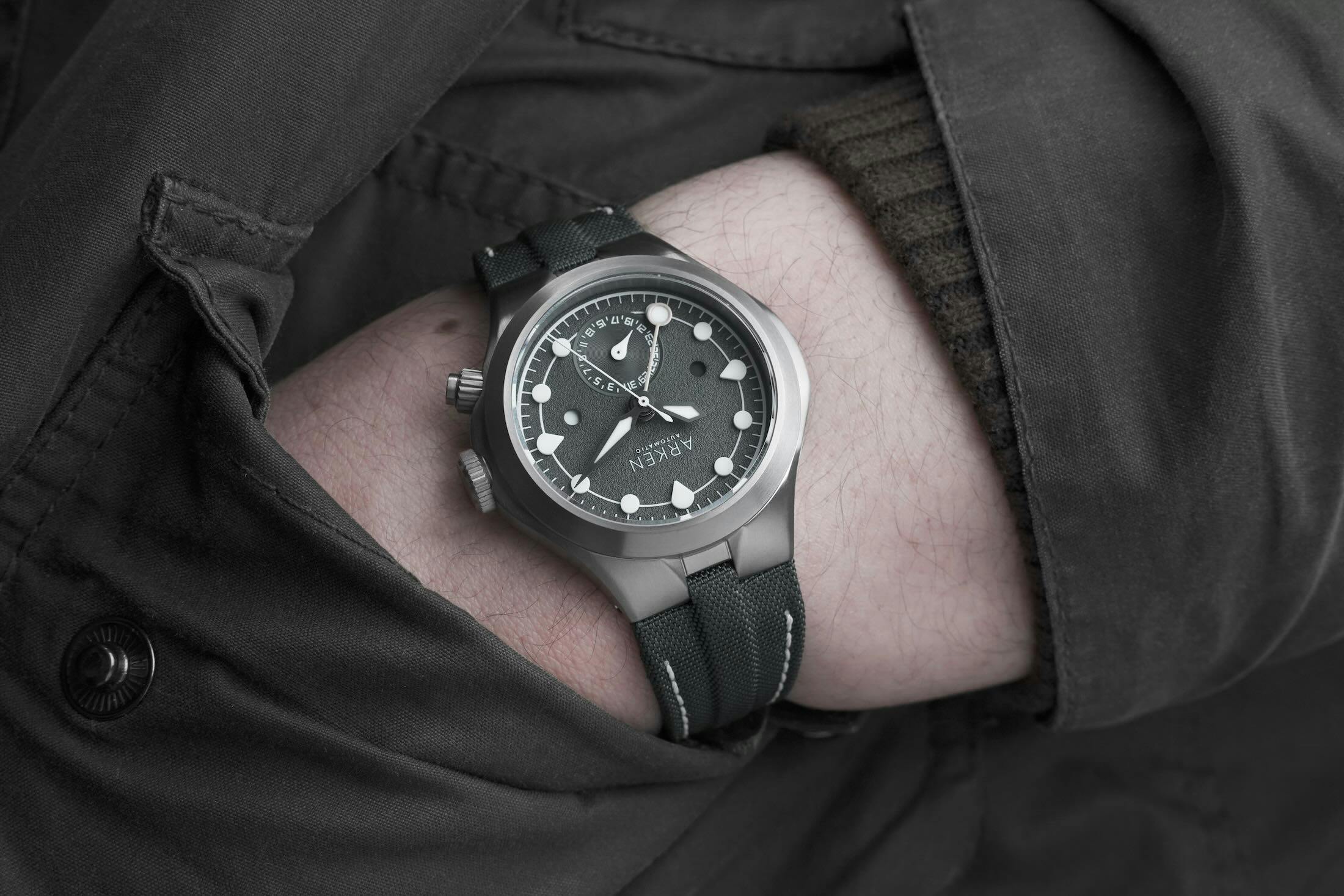 Alterum Sage Green Wristshot