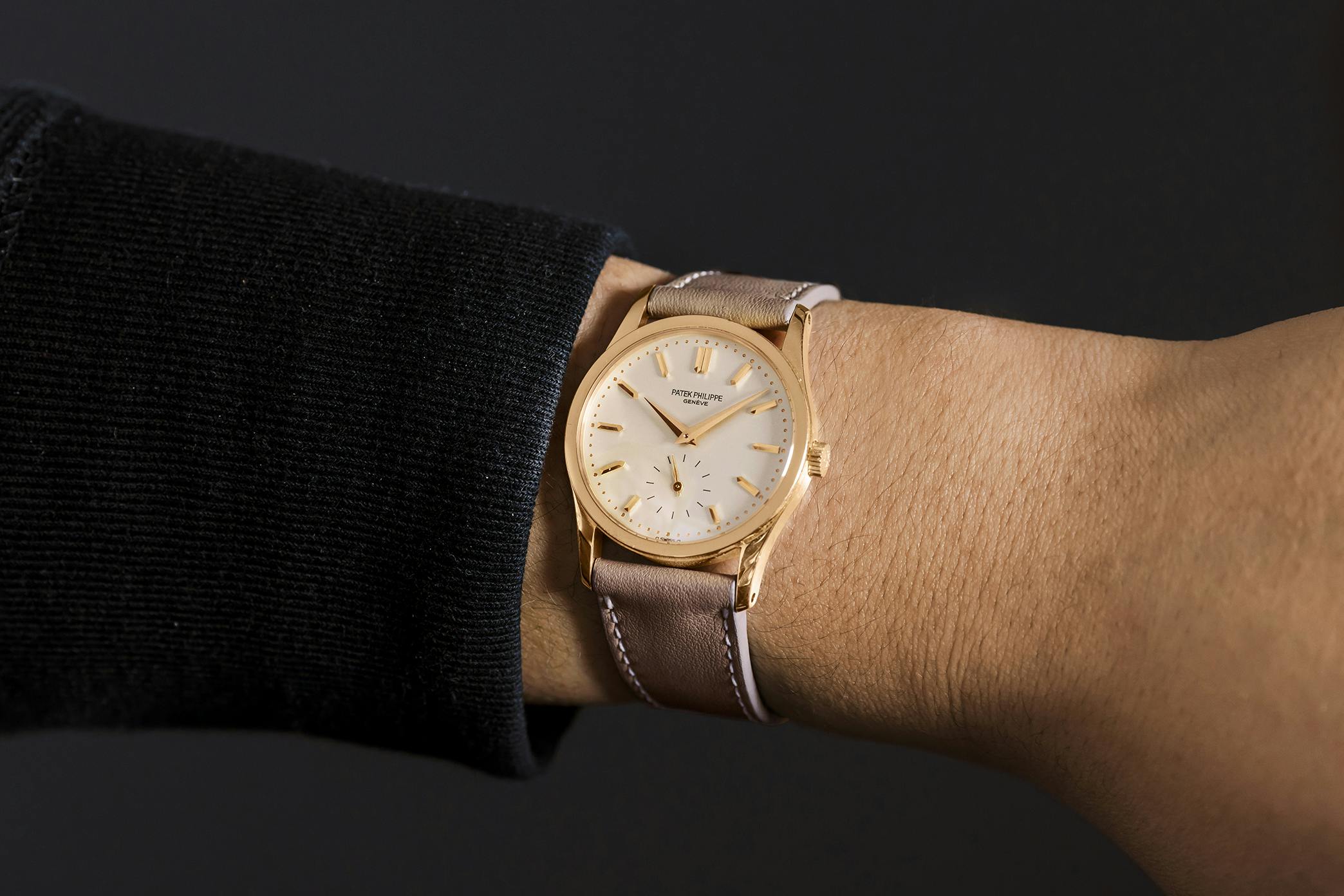 <p><a href="https://shop.hodinkee.com/products/18k-pink-gold-ref-3796-calatrava-case-2887479-mvmt-1822846-with-pp-buckle?utm_source=hodinkee&amp;utm_medium=article&amp;utm_campaign=article-links-vintage" target="_blank"><u>1980s Patek Philippe Calatrava Ref. 3796 In 18k Rose Gold</u></a></p>