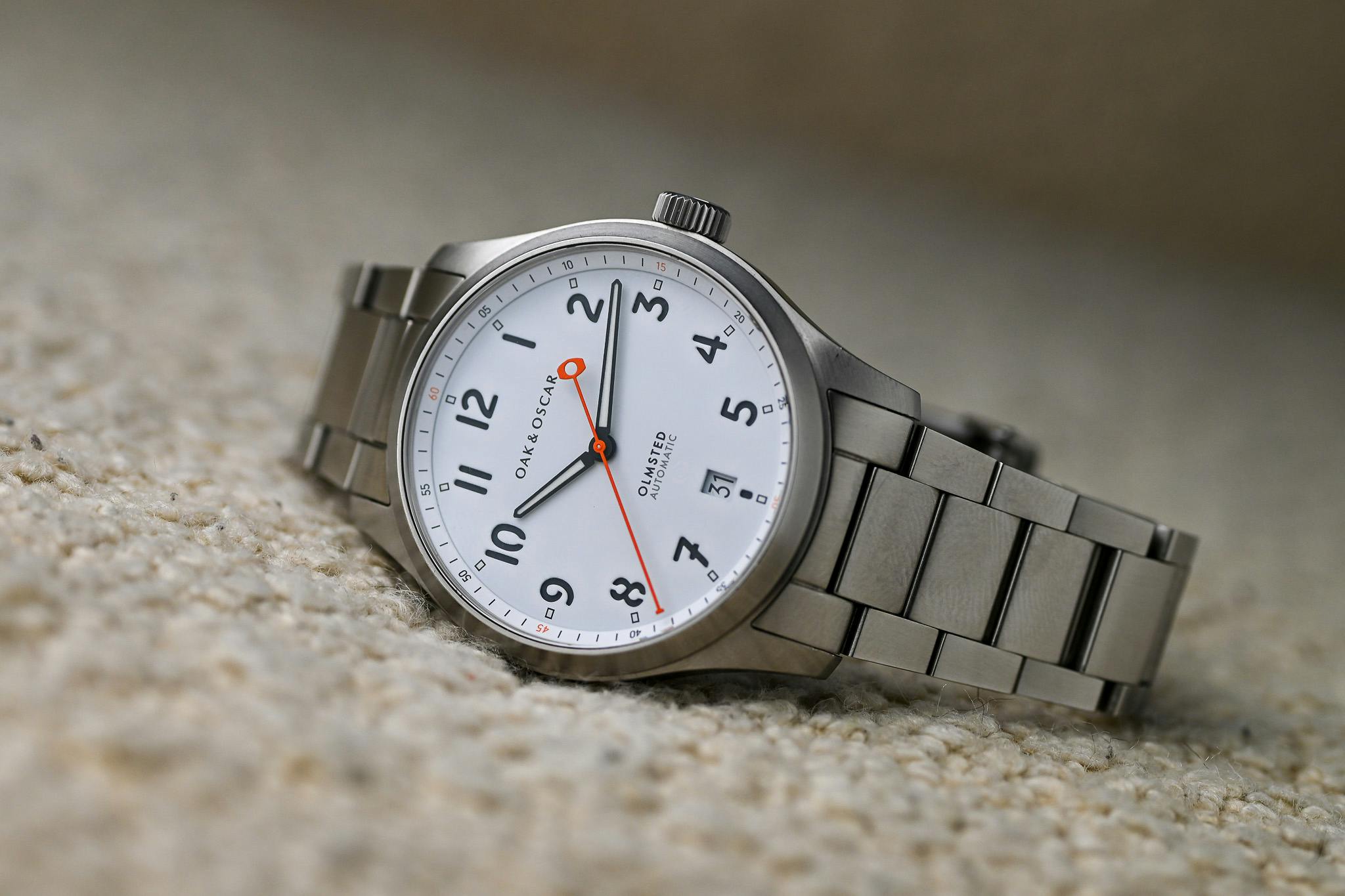 oak and oscar olmsted white dial
