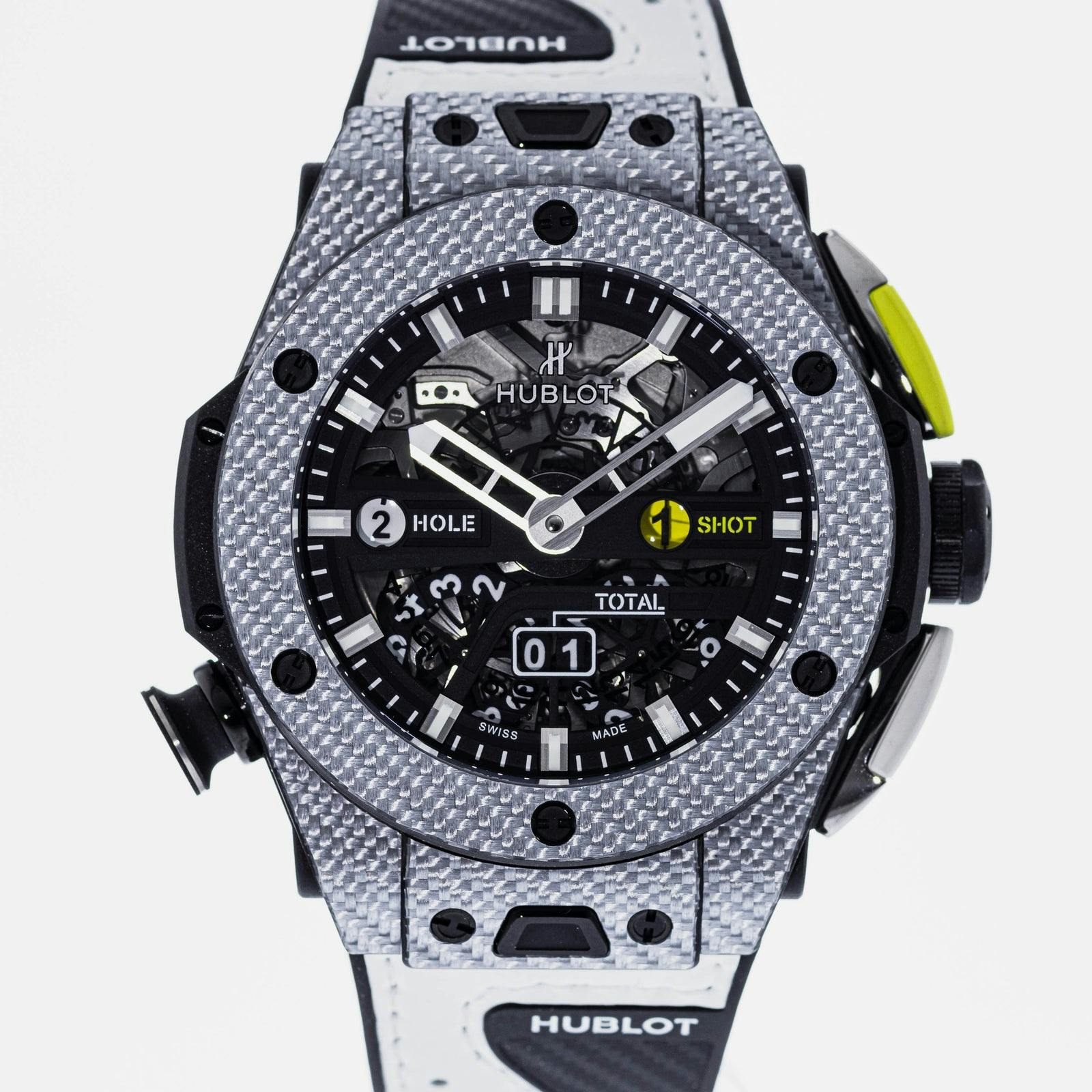 A soldier image of a Hublot Big Bang UNICO Golf.