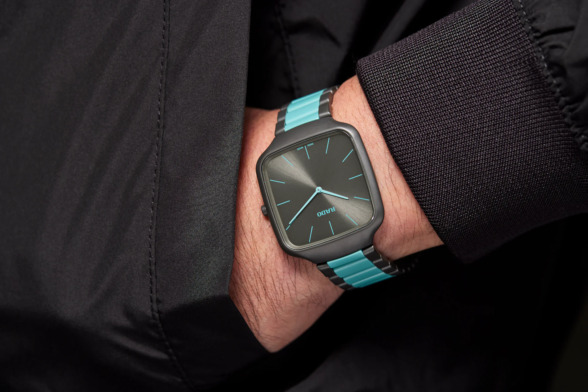 True Square Thinline x Le Corbusier