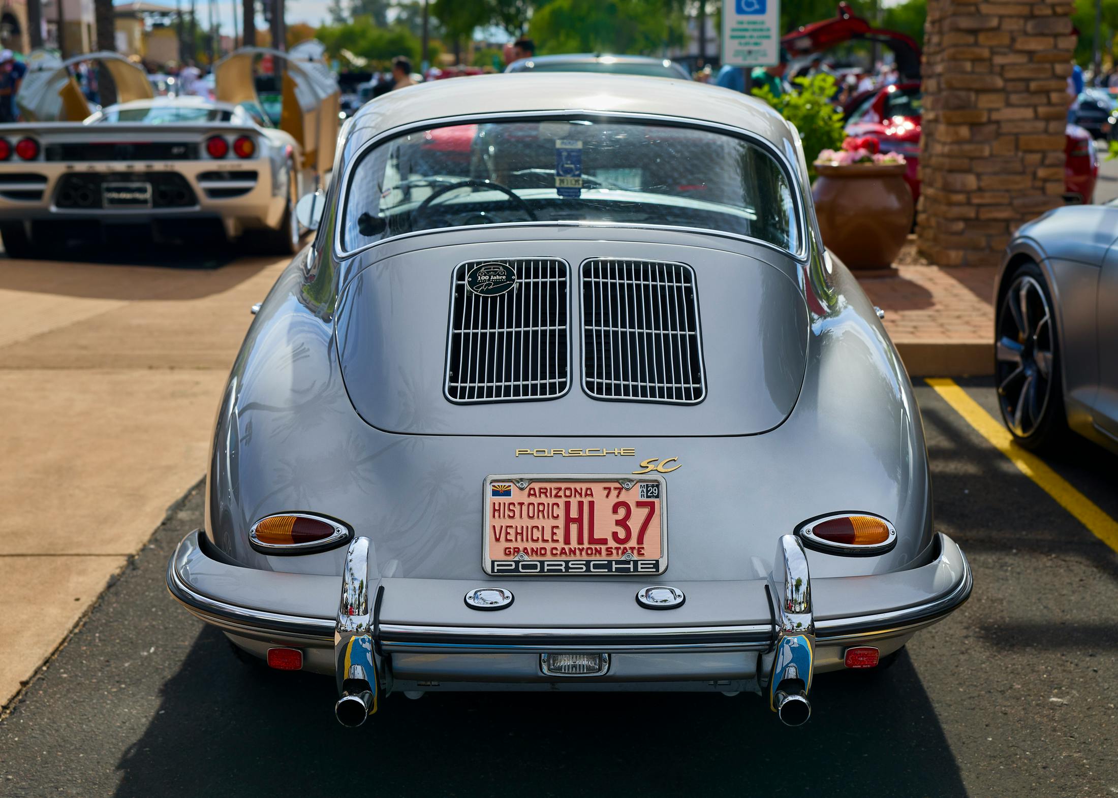 Oliver Smith Jeweler’s Annual Cars & Cigars