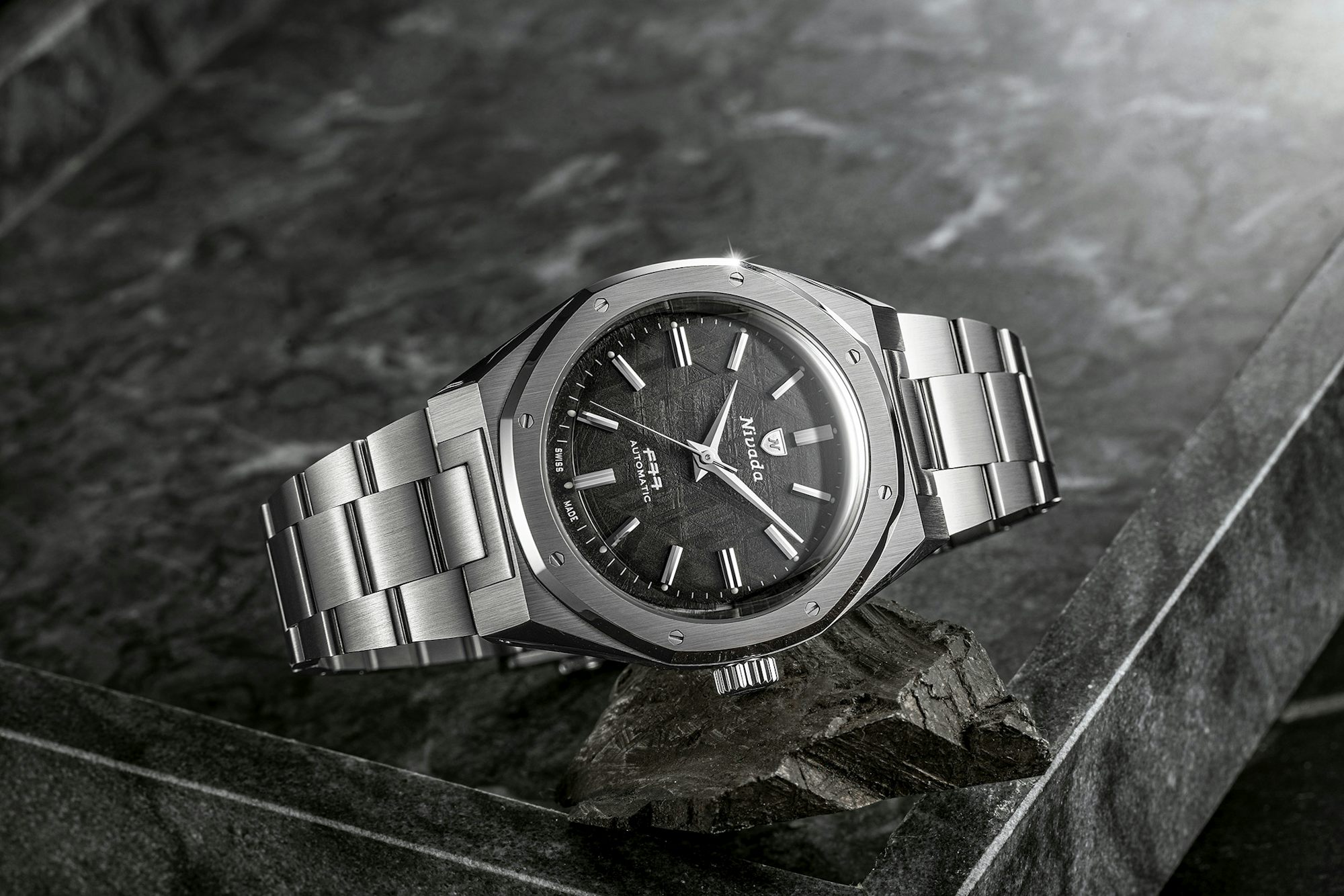 Nivada Grenchen F77 Mk2