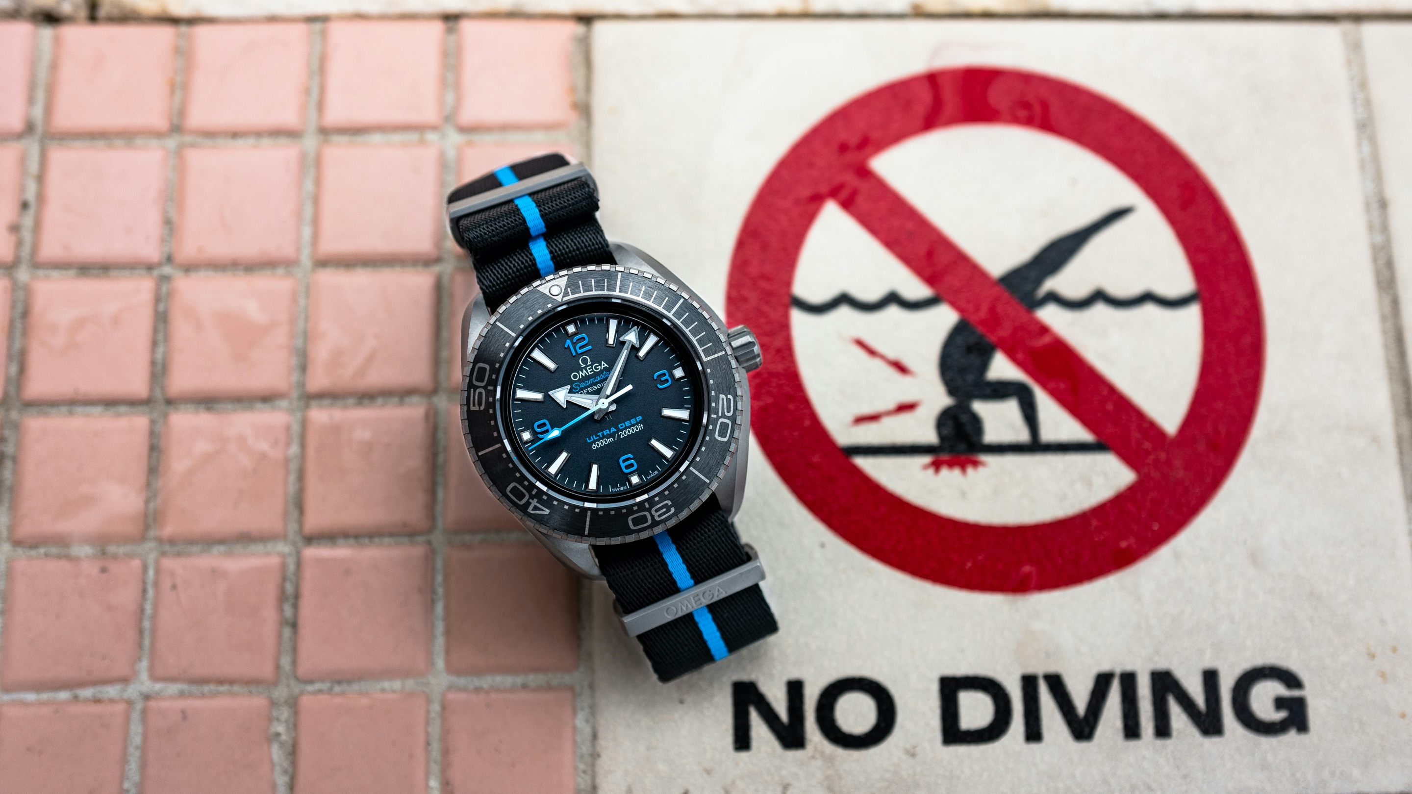 OceanicTime: DEEP BLUE Master 2000 Day Date DIVER [modern masculinity]