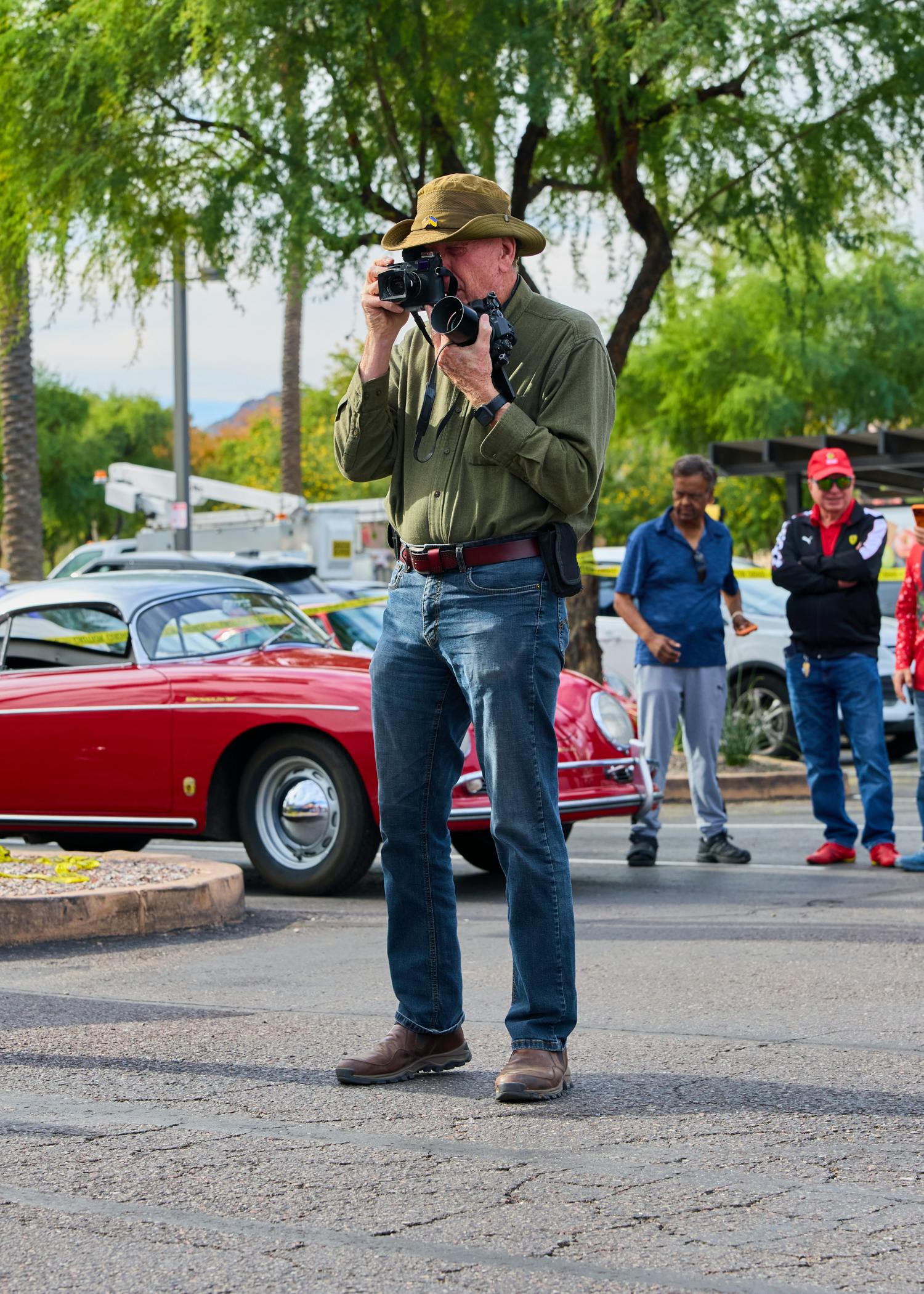 Oliver Smith Jeweler’s Annual Cars & Cigars