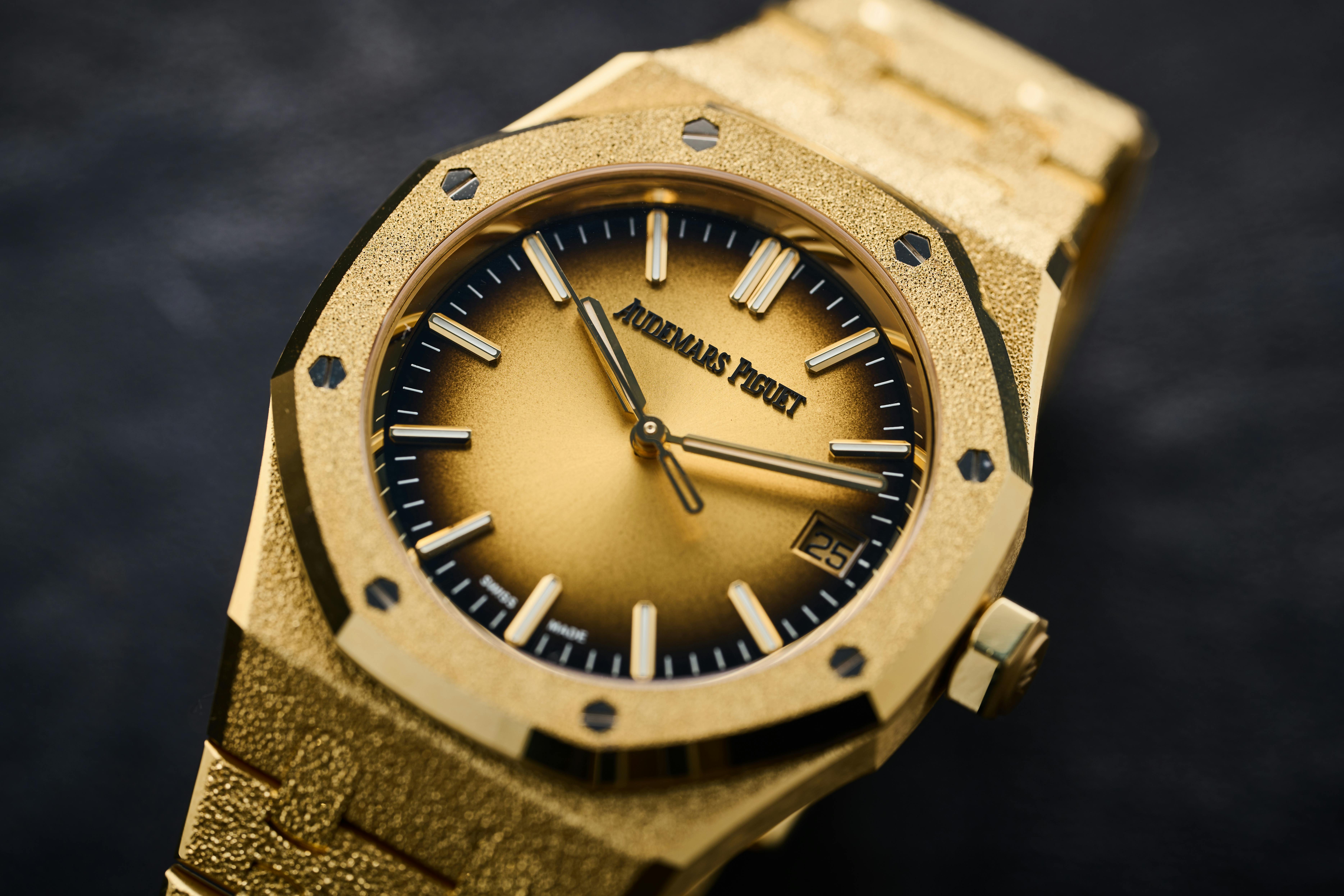Yellow Gold 37mm Royal Oak