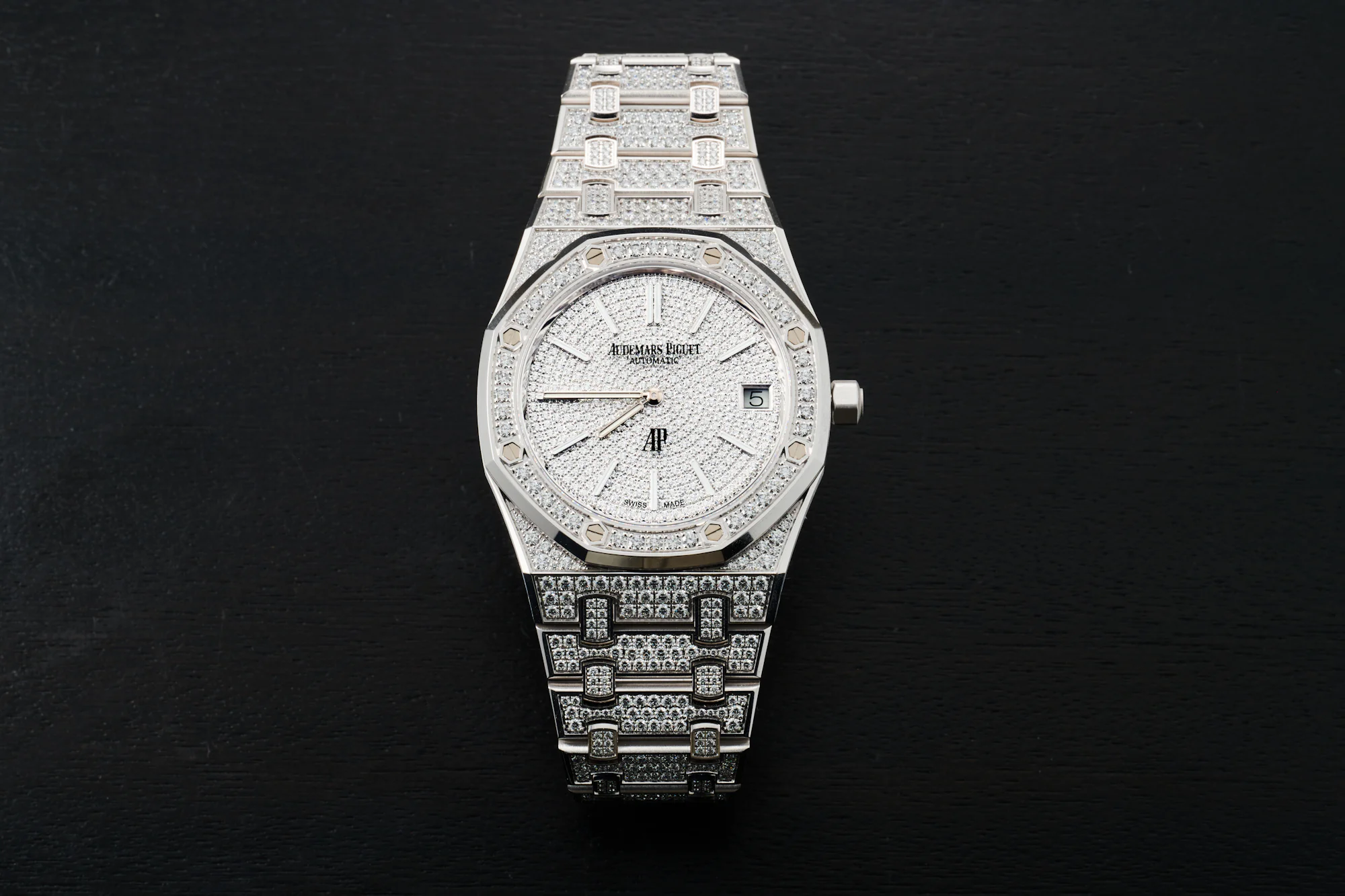 AP jumbo with diamonds