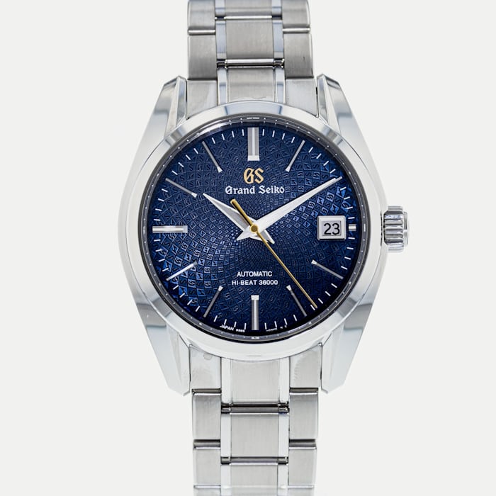 A soldier image of a Grand Seiko Hi-Beat 36000 For The 20th Anniversary Of Caliber 9S SBGH267