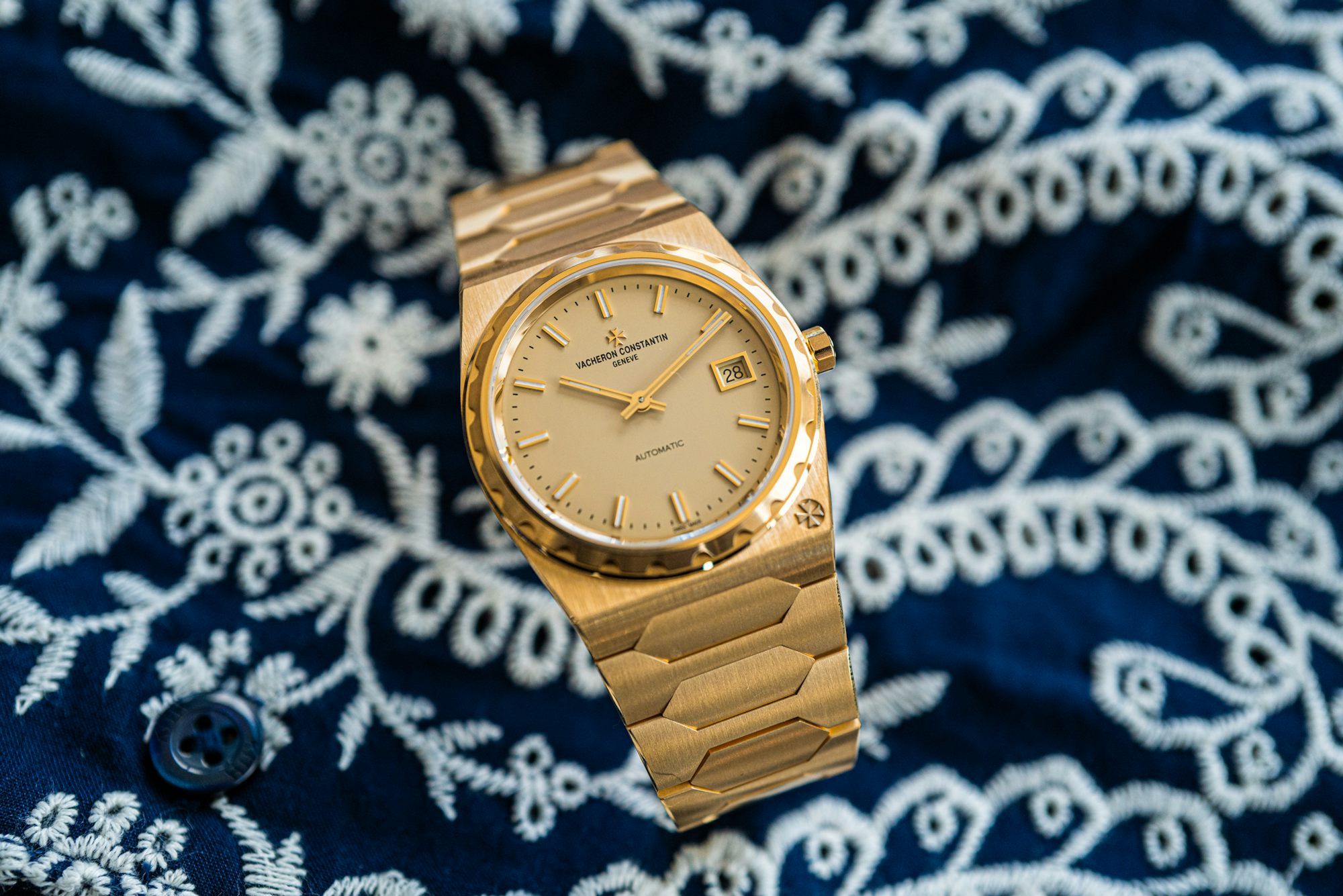 Vacheron Constantin 222 in gold on an embroidered background