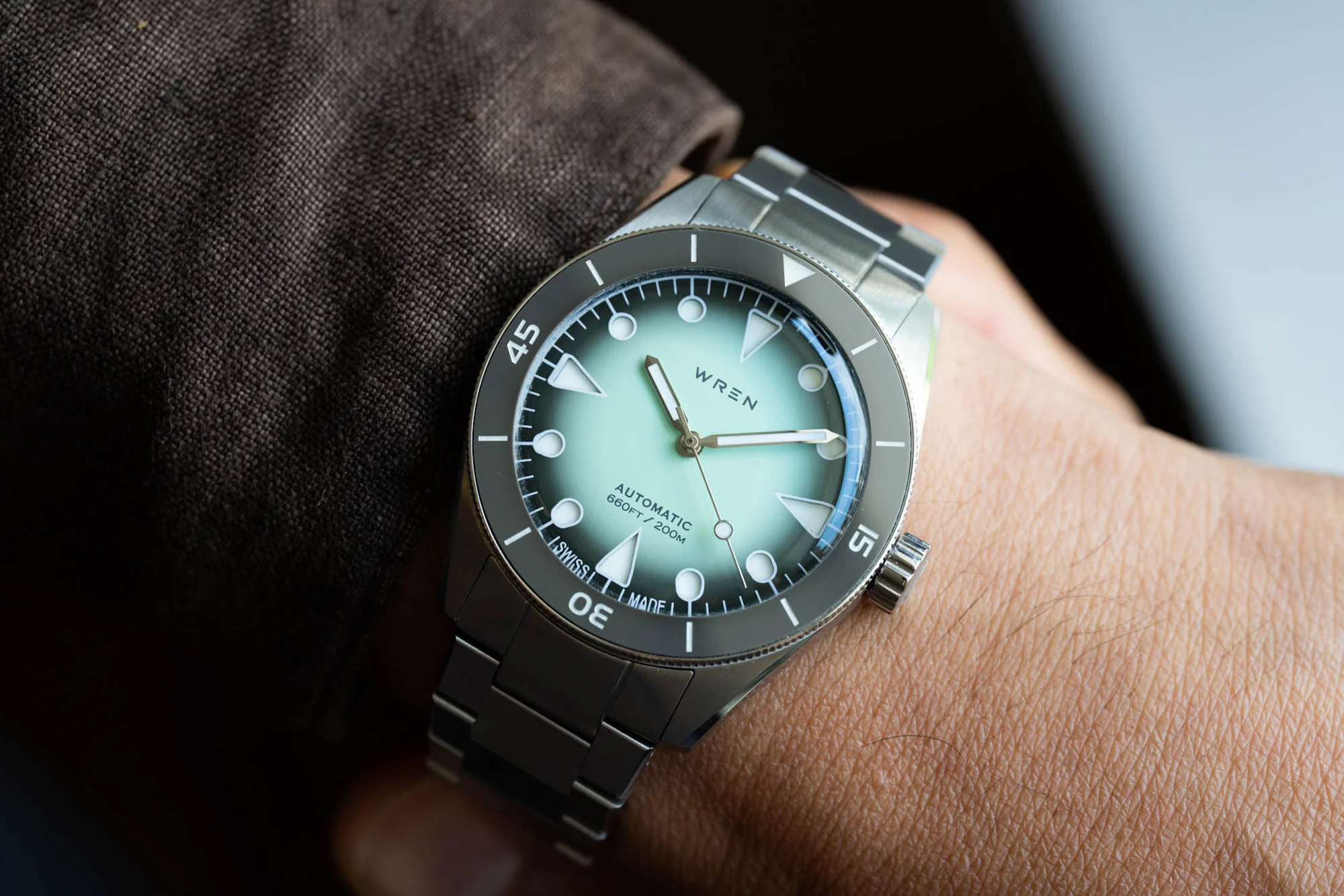 Wren Diver 38 Seafoam Wristshot