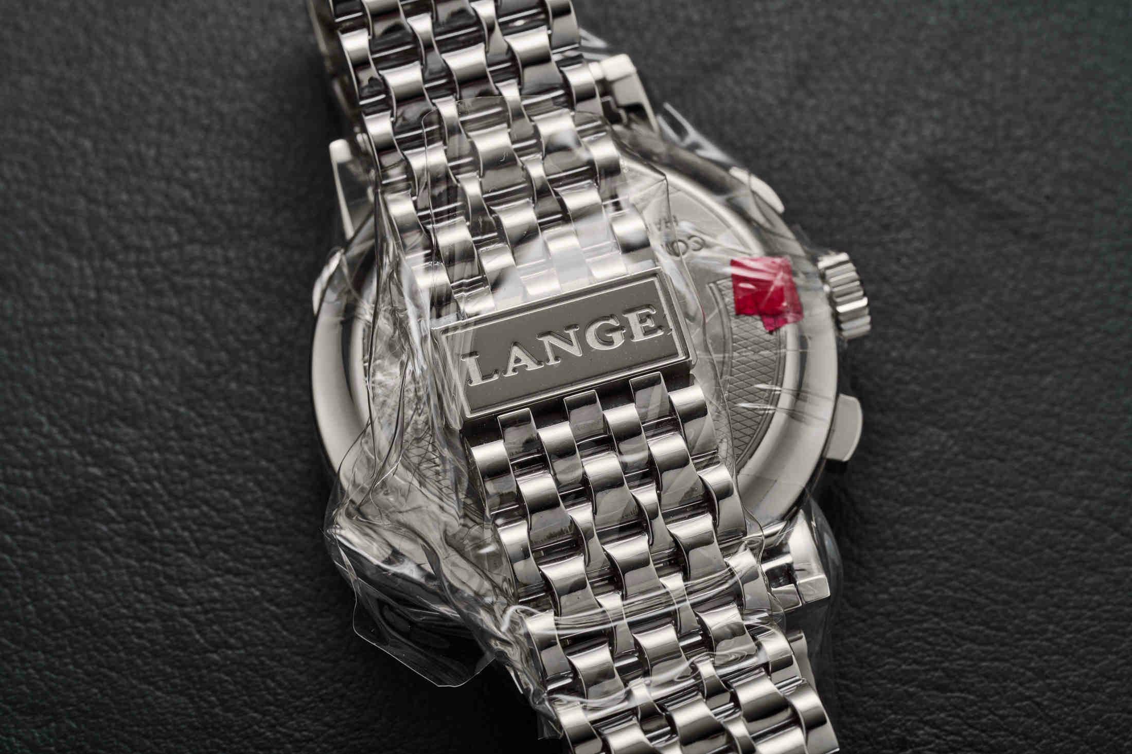A. Lange & Söhne's Datograph Handwerkskunst