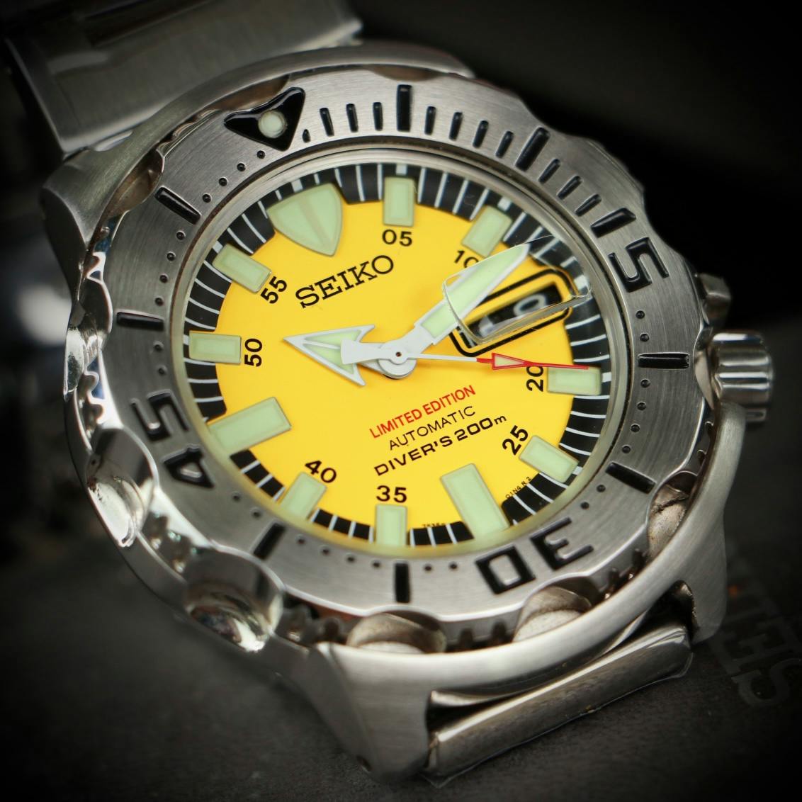seiko yellow