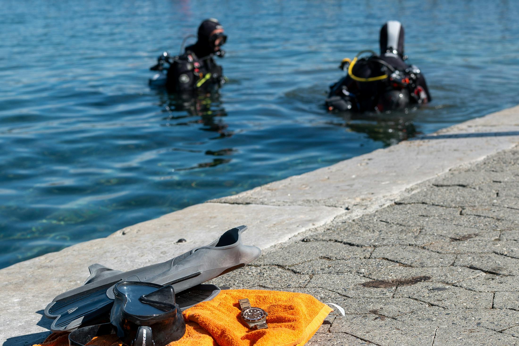 BB58 Bronze (and Divers)