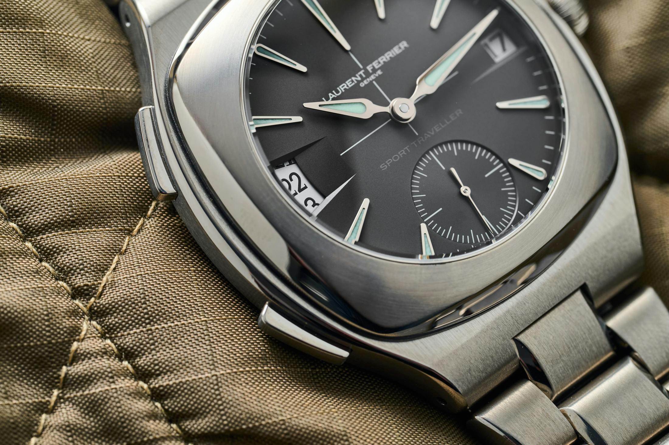 Laurent Ferrier Sport Traveller