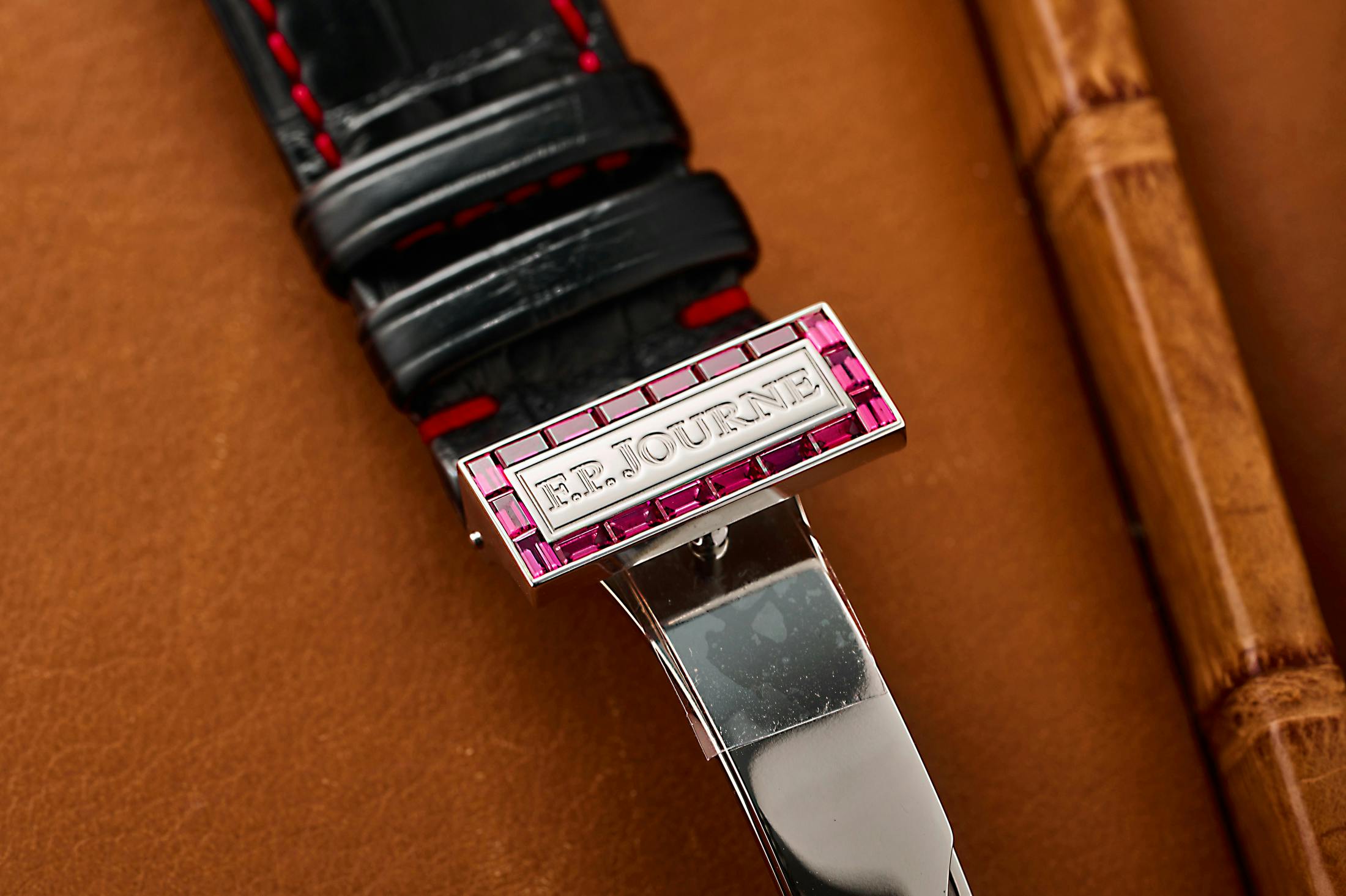 F.P. Journe Tourbillon Souverain Vertical Joillaire Rubis