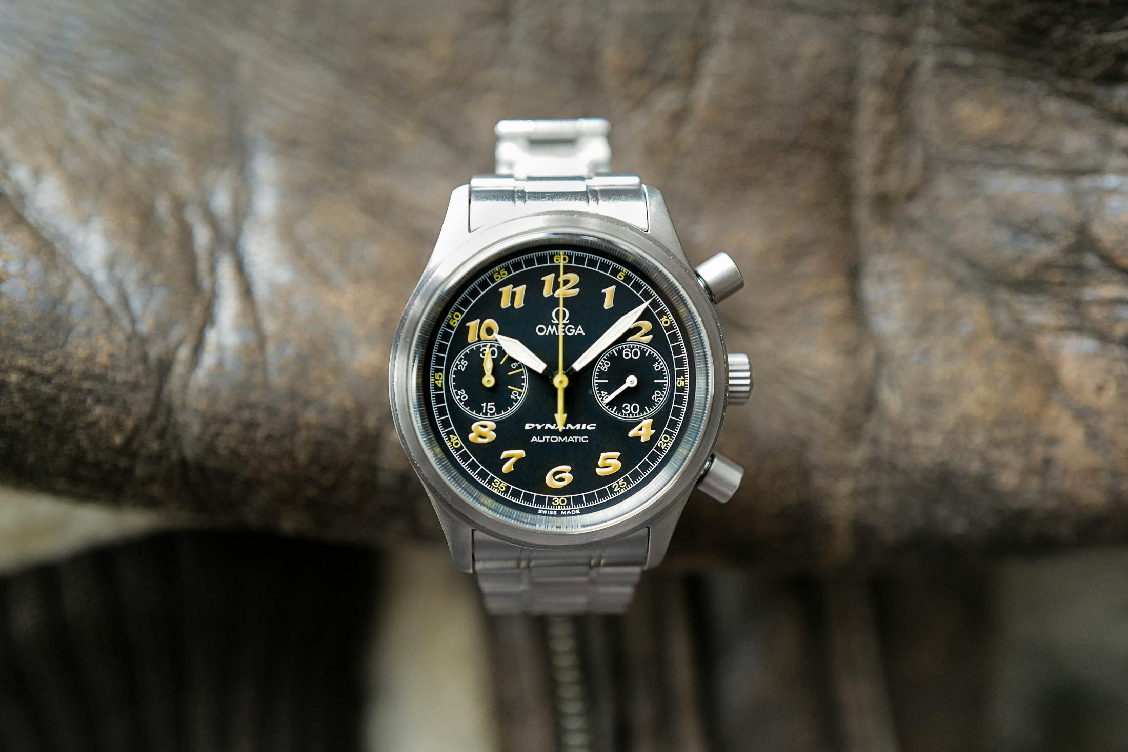 omega dynamic chronograph movement