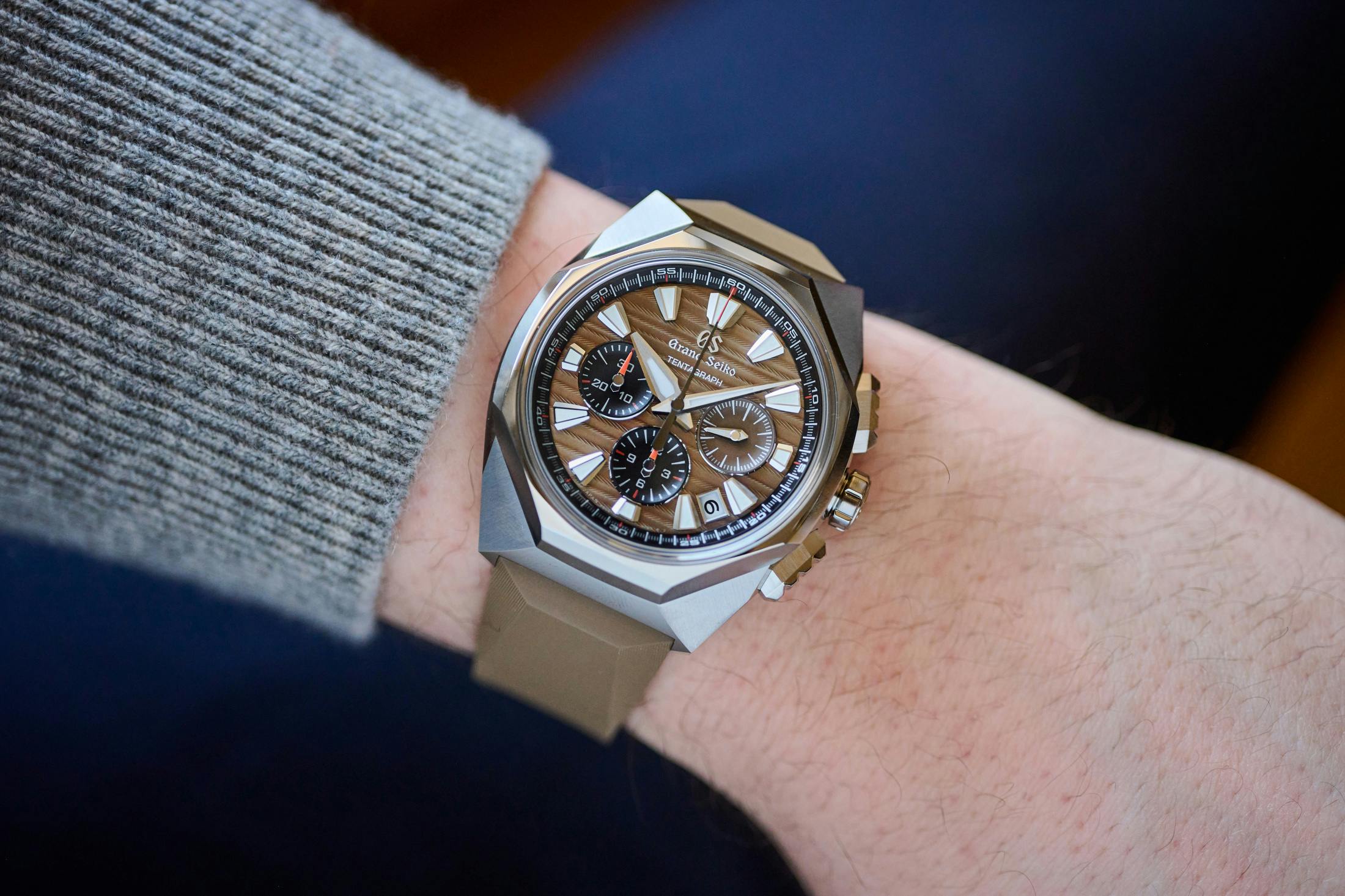SLGC009 Wrist Shot