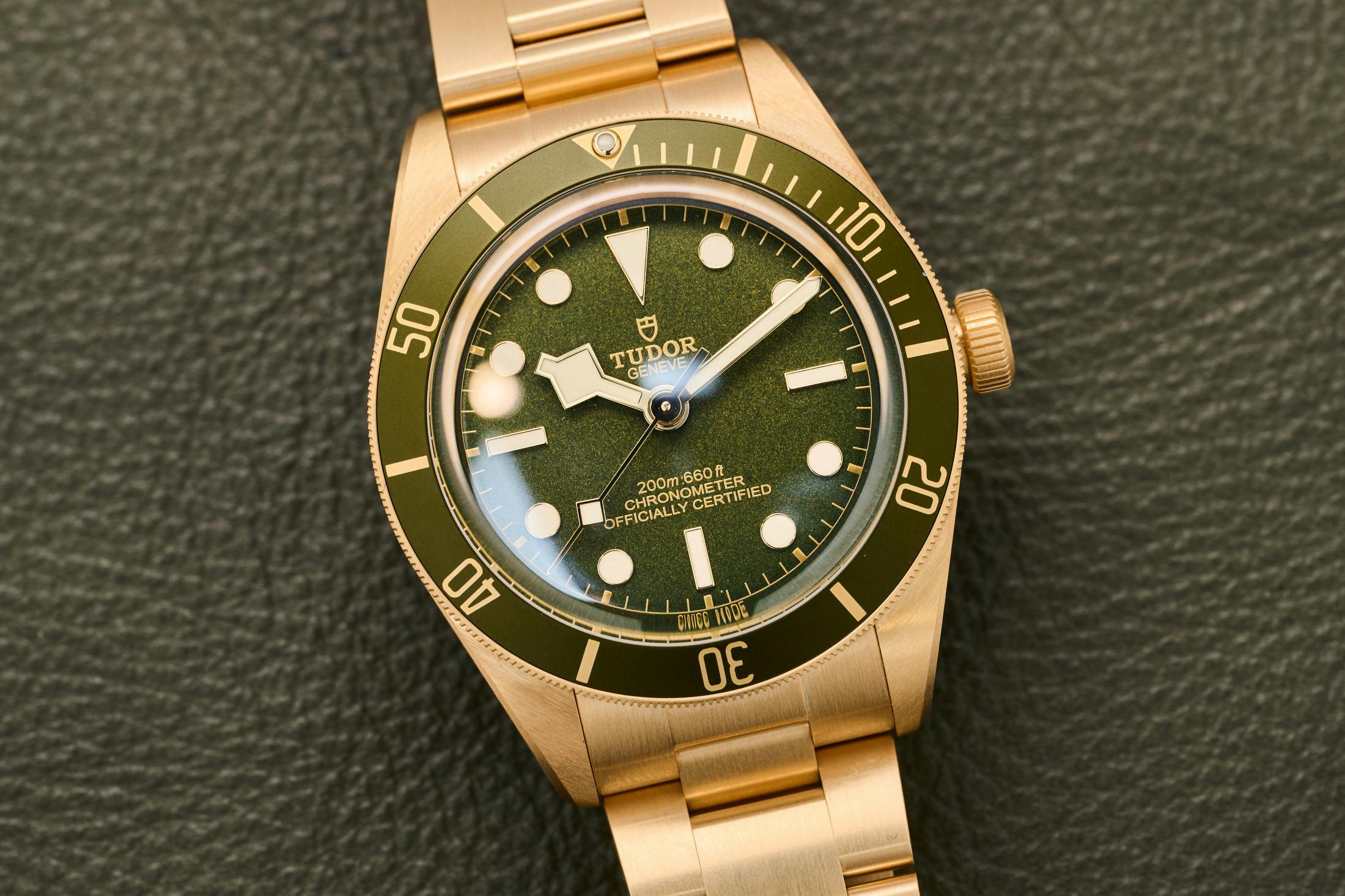 Tudor BB58 gold 