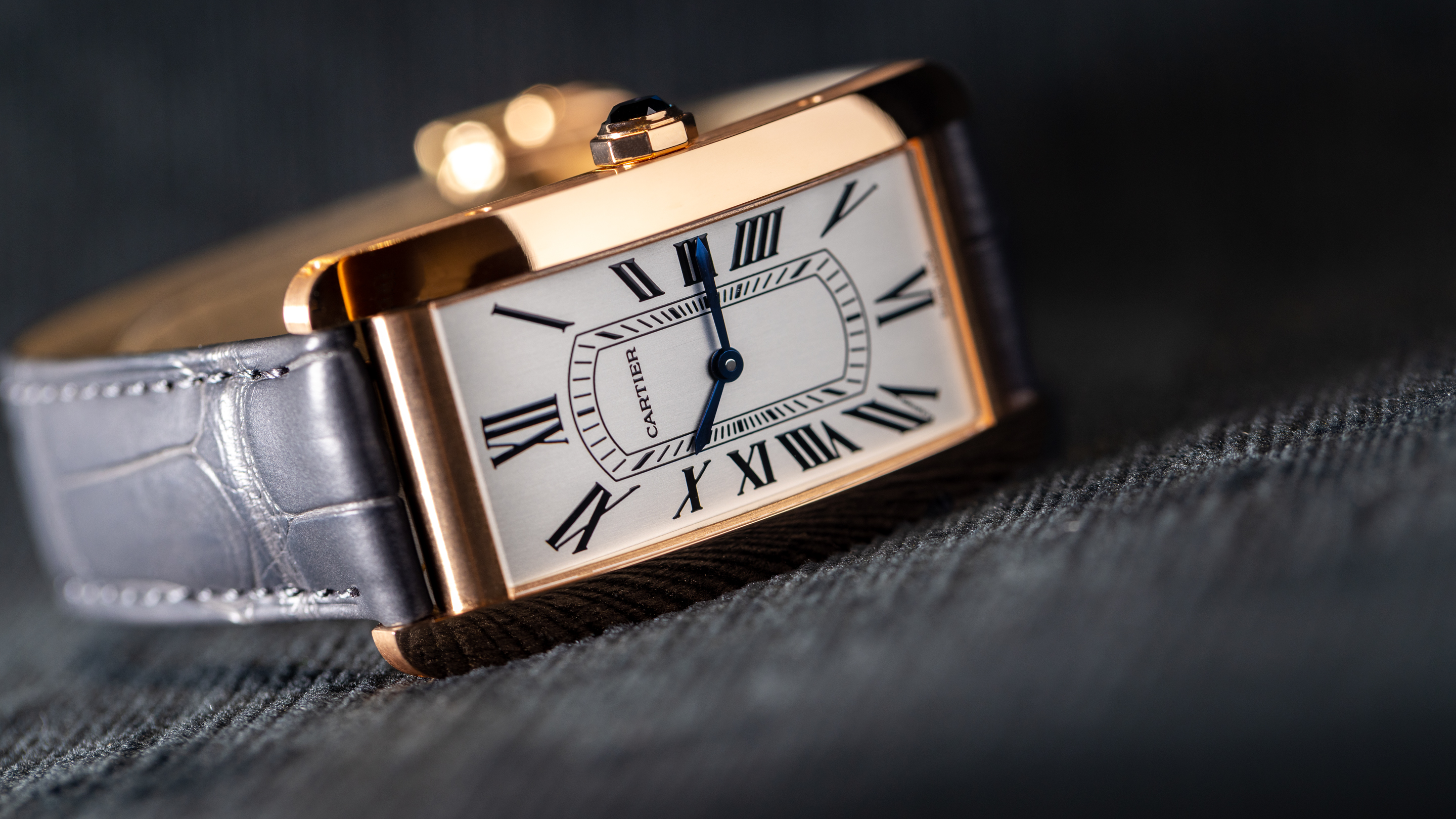 Hands-On Review of the 2023 Cartier Tank Américaine
