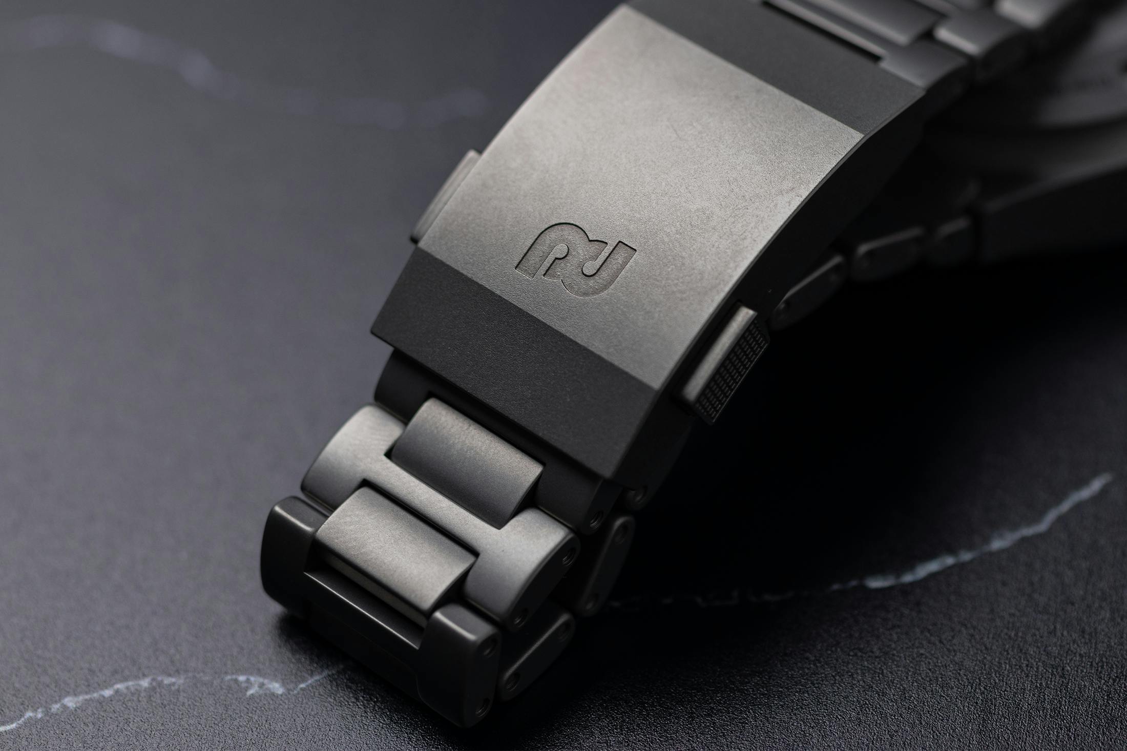 The Porsche Design Chronograph 1 – 1975 Limited Edition