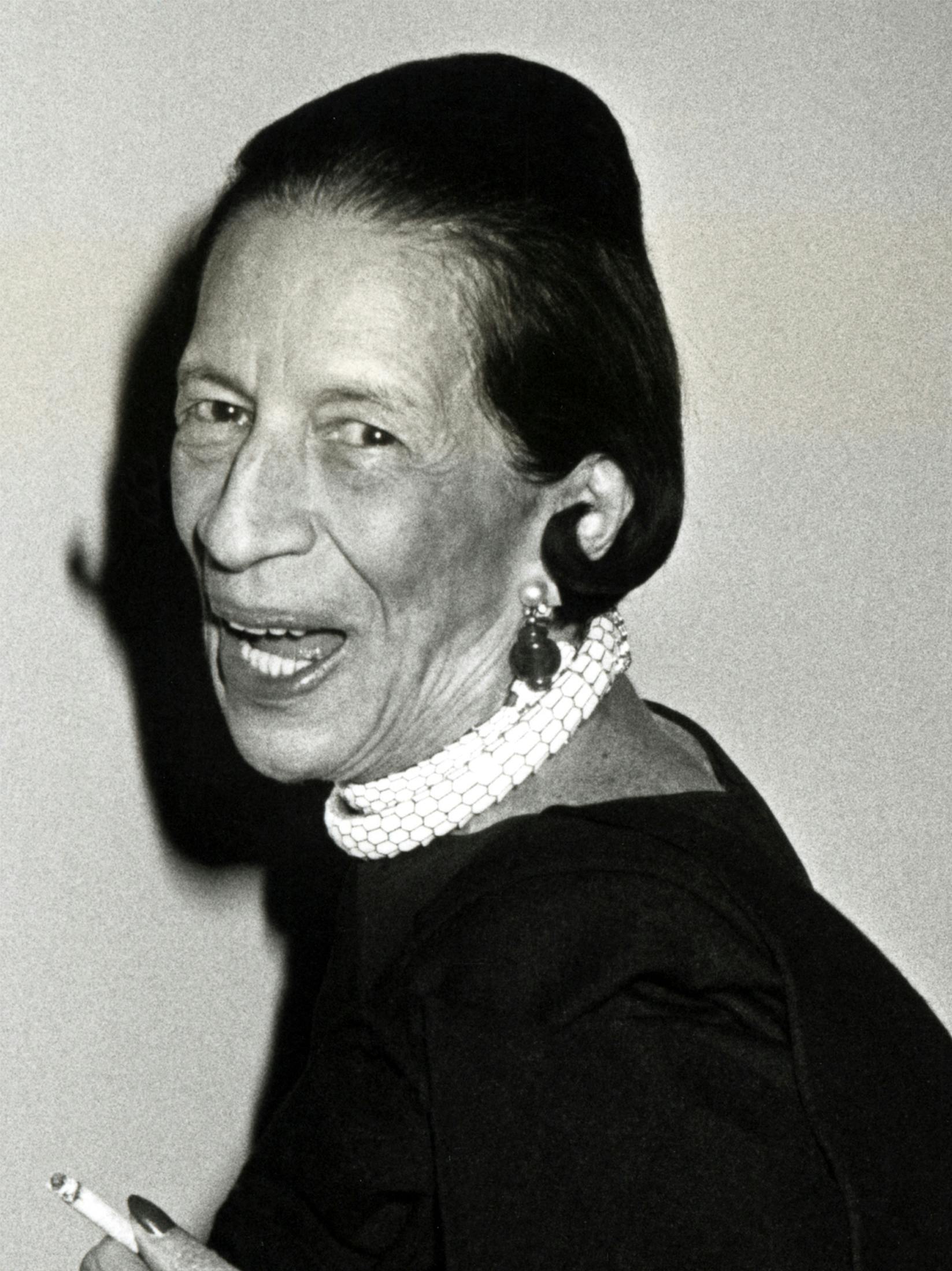 Diana Vreeland with her Serpenti belt as necklace