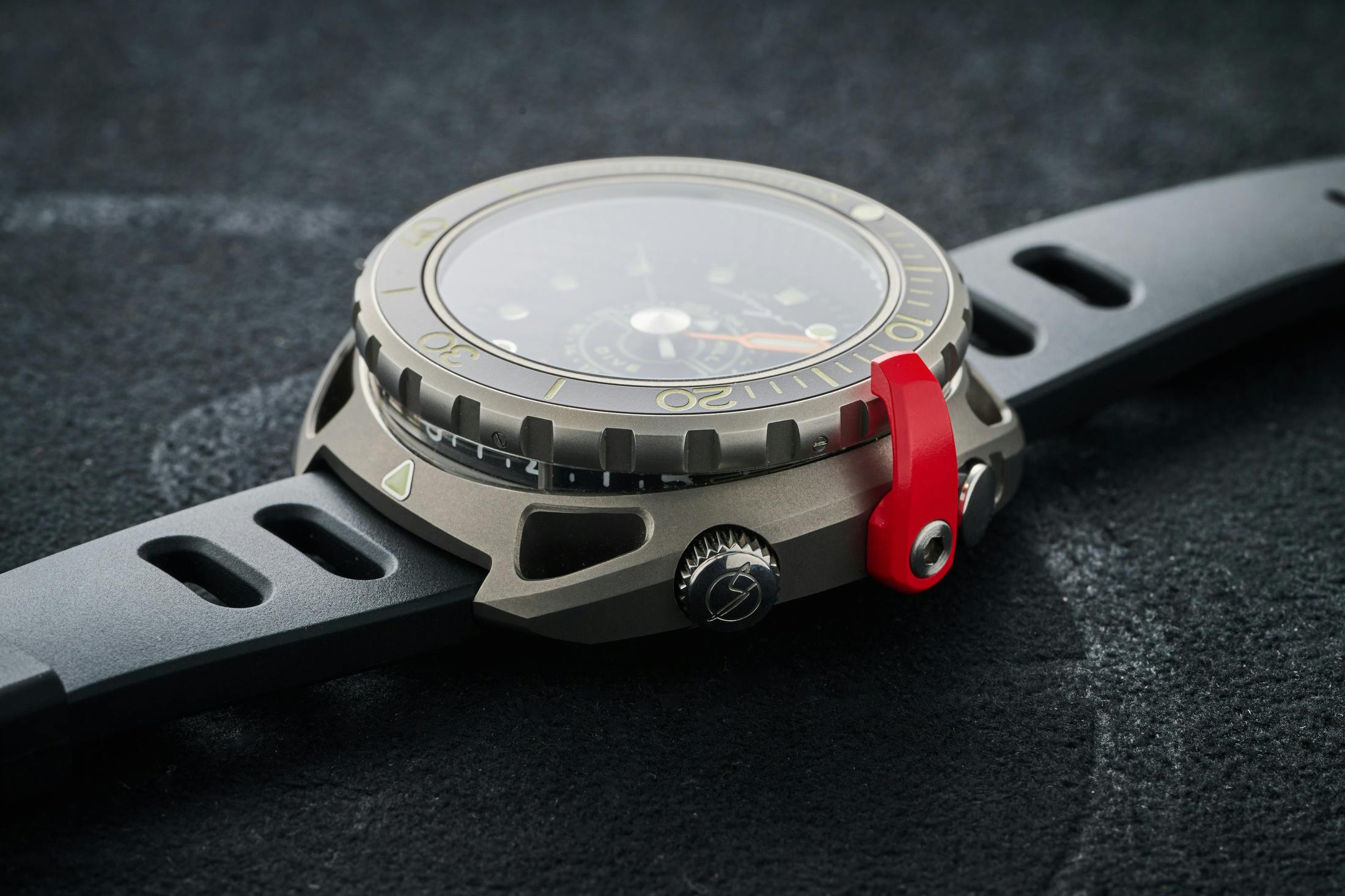 Singer DiveTrack