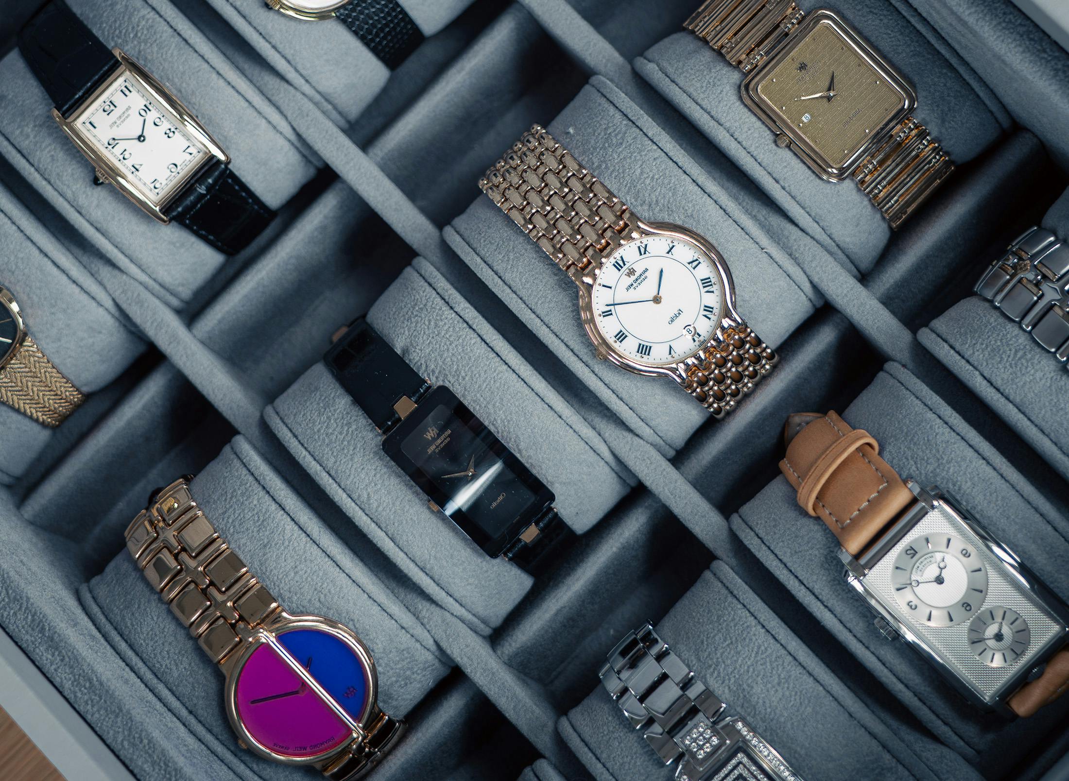 <p>Vintage pieces from Raymond Weil's traveling museum collection.&nbsp;</p>