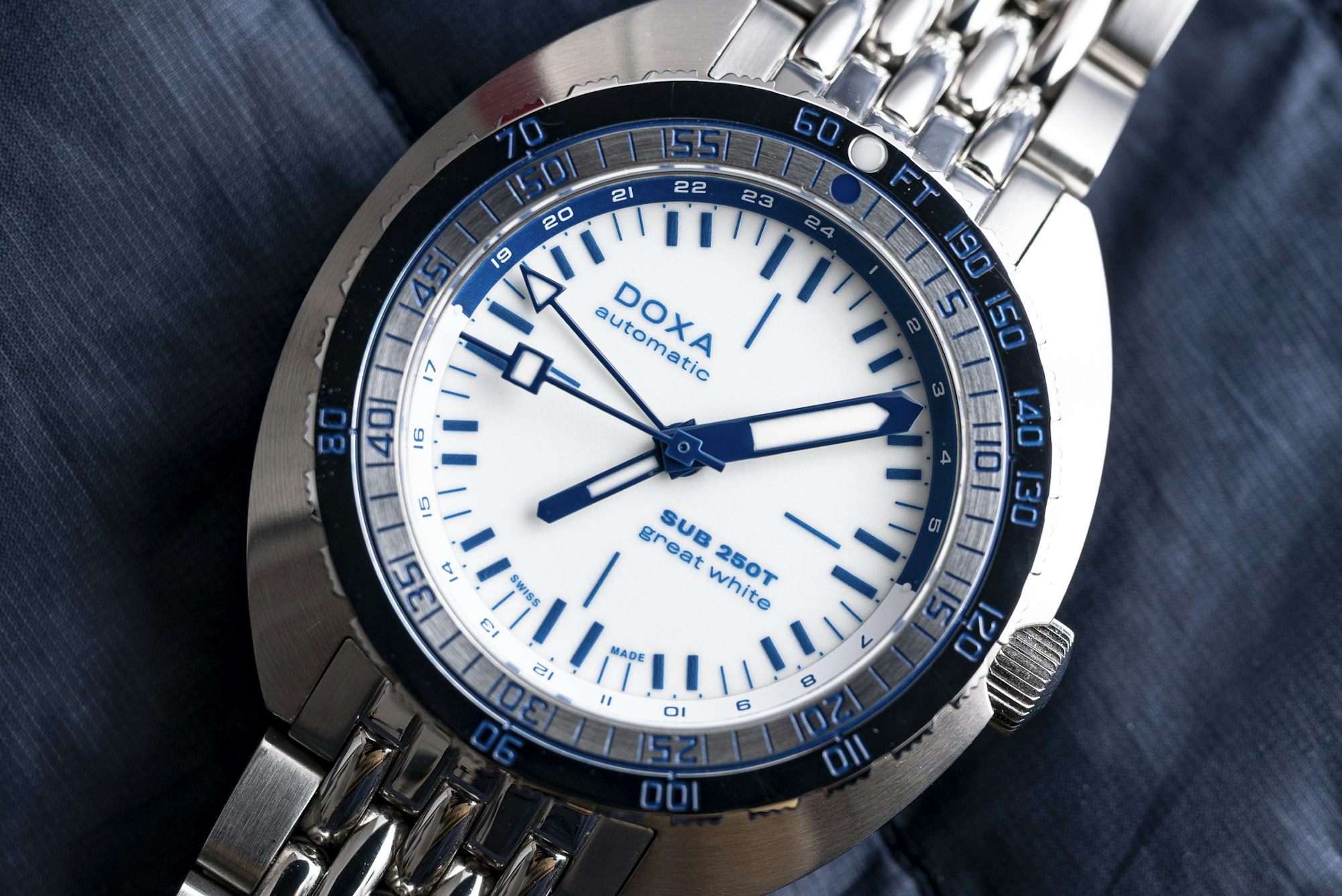 Doxa Topper 250T GMT Great White LE