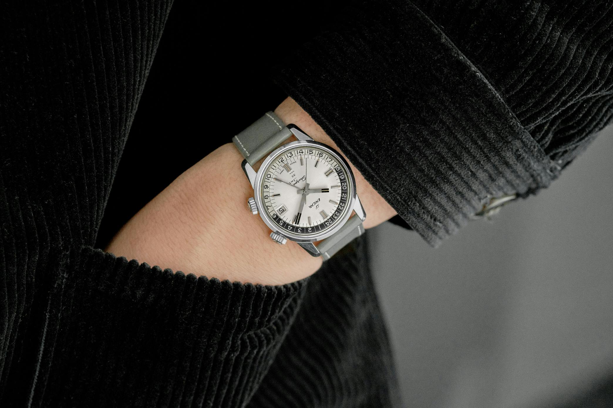 <p><a href="https://shop.hodinkee.com/products/sherpa-jet?utm_source=hodinkee&amp;utm_medium=article&amp;utm_campaign=article-links-vintage" target="_blank"><u>1960s Enicar Sherpa Jet 33 Ref. 126/002 With Silver Dial</u></a></p>