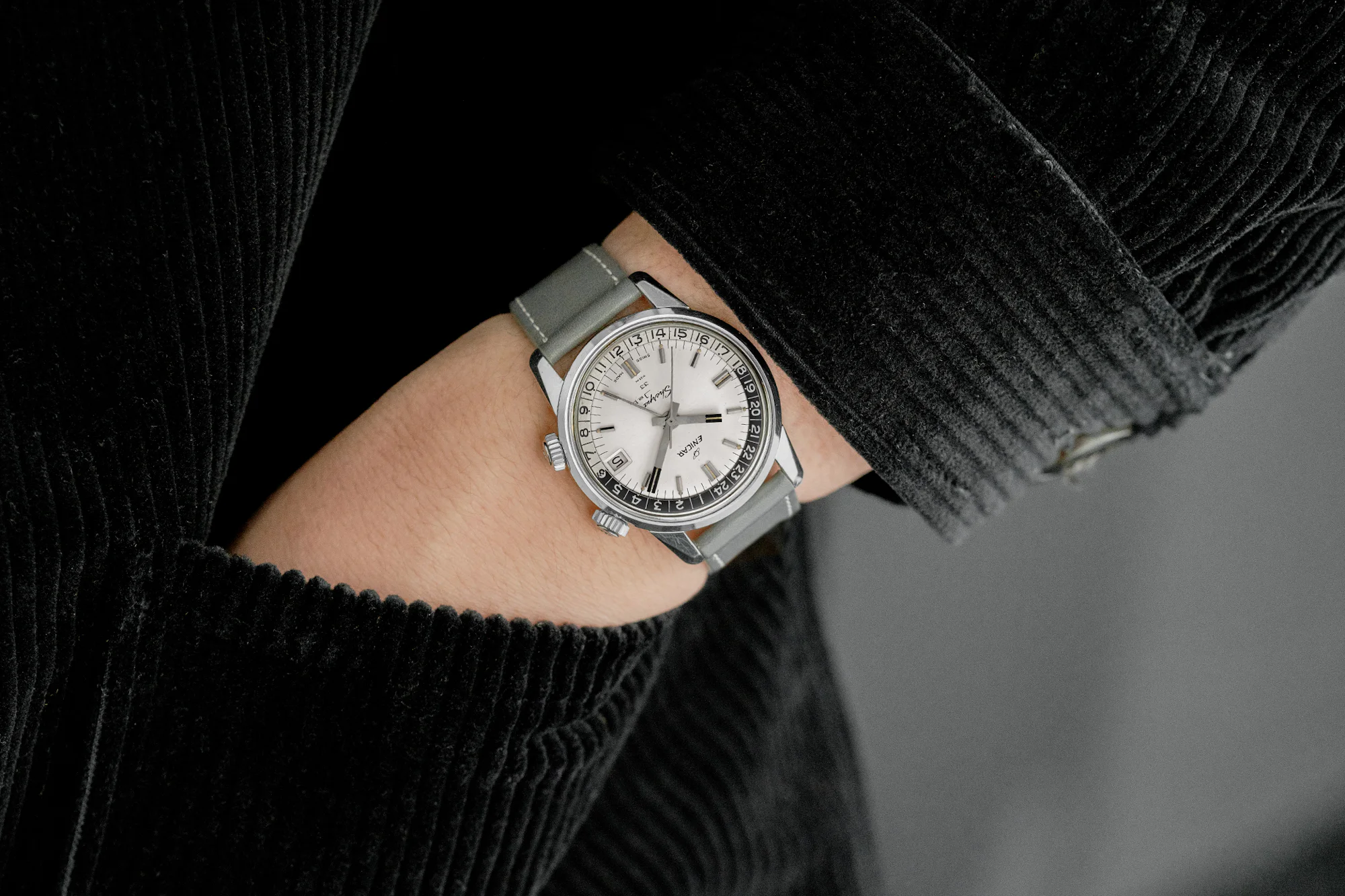 <p><a href="https://shop.hodinkee.com/products/sherpa-jet?utm_source=hodinkee&utm_medium=article&utm_campaign=article-links-vintage" target="_blank"><u>1960s Enicar Sherpa Jet 33 Ref. 126/002 With Silver Dial</u></a></p>
