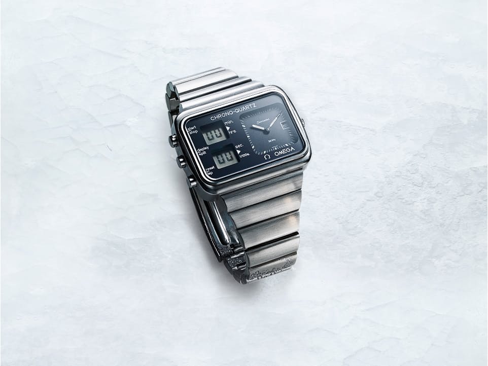 omega speedmaster quartz chronometer