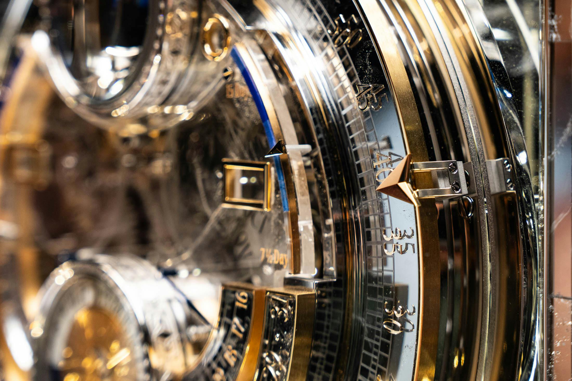 Numeral Tracks for Minutes