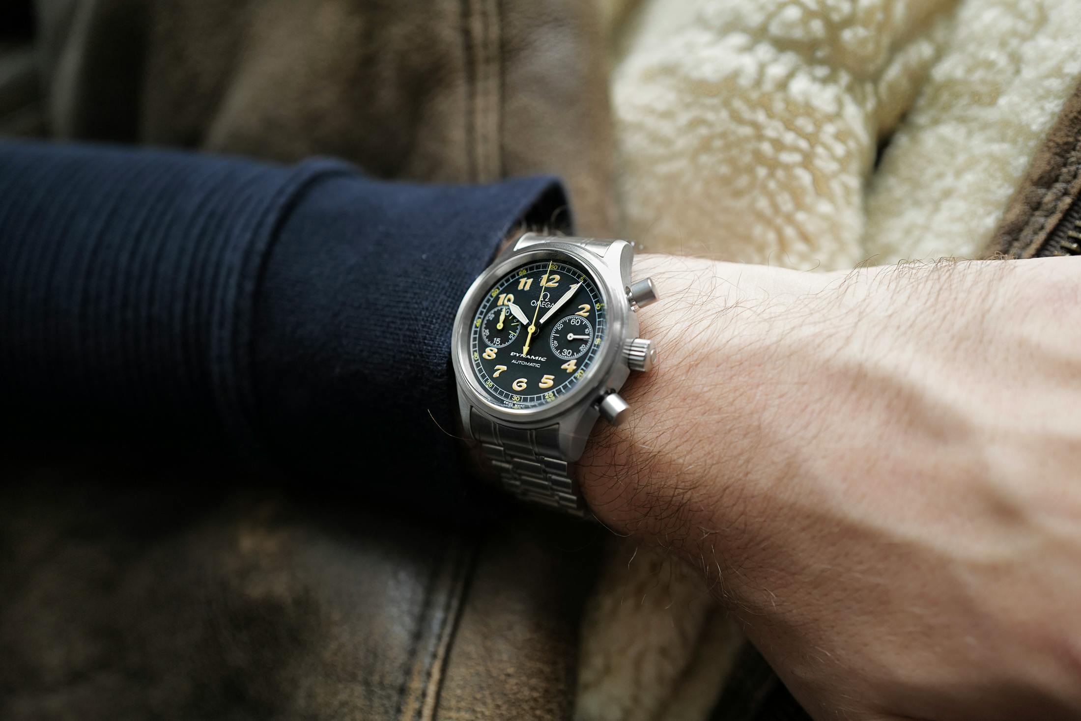 omega dynamic chronograph movement