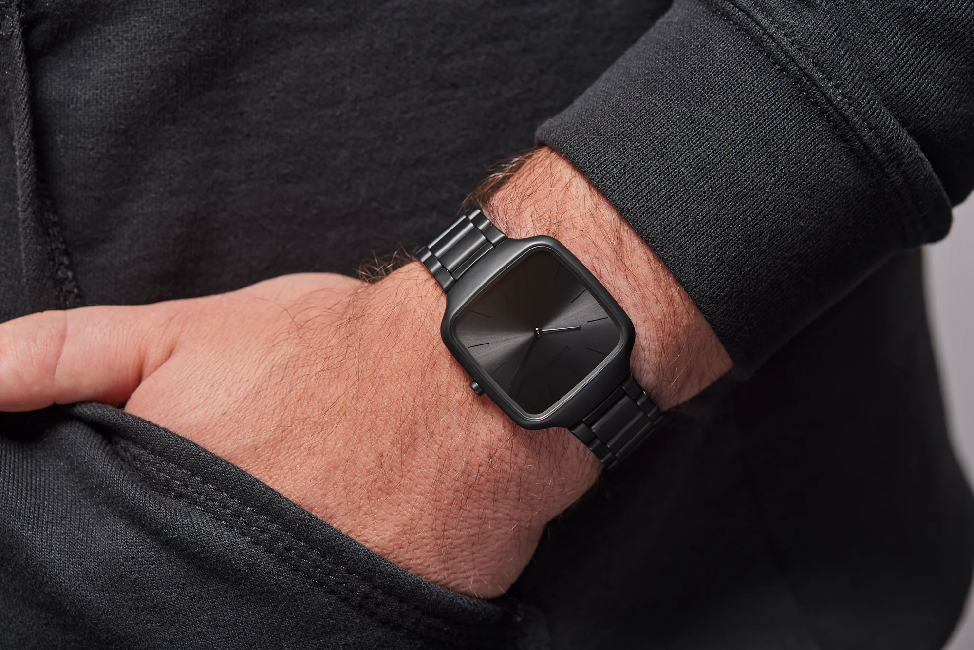 True Square Thinline x Le Corbusier