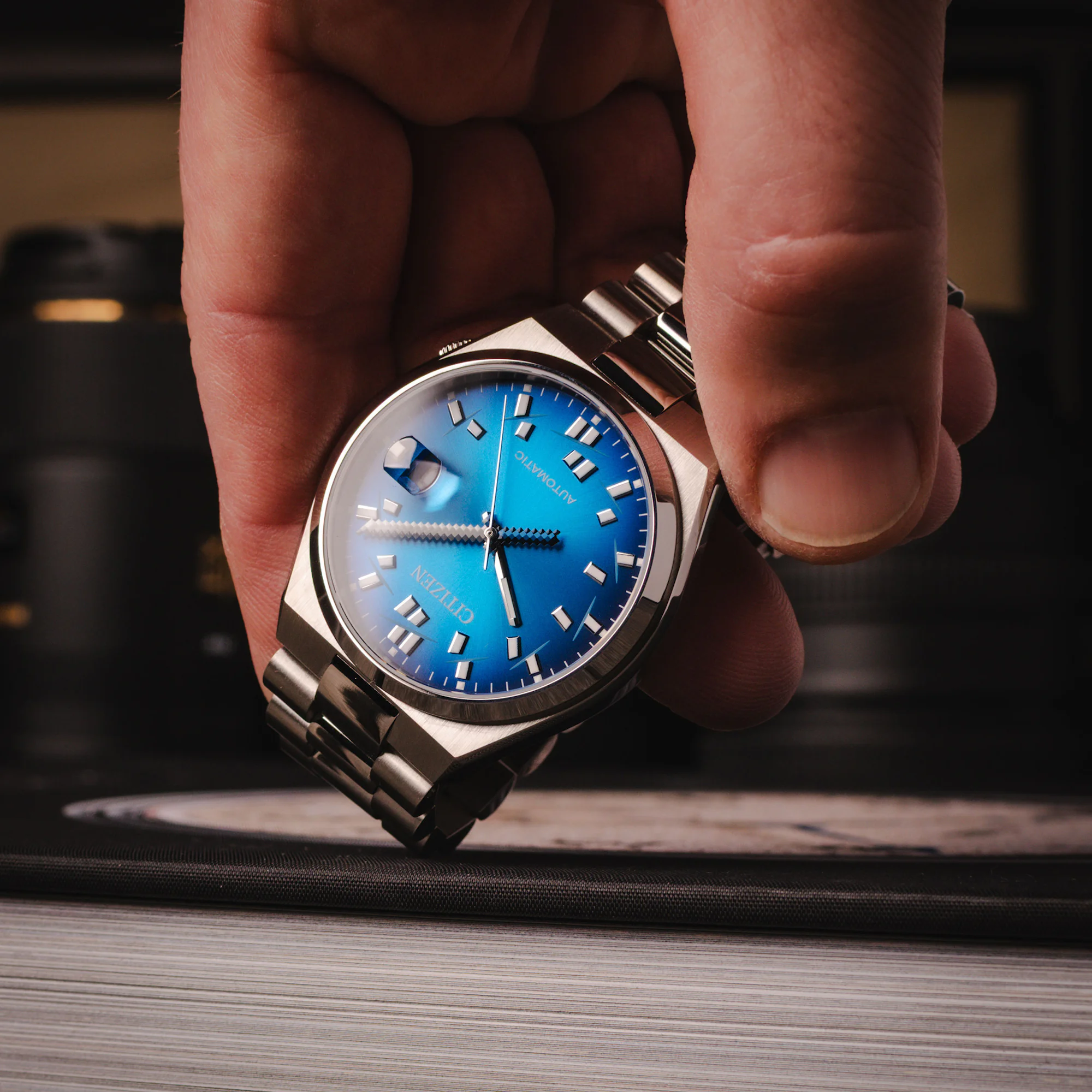 Citizen x seconde/seconde/