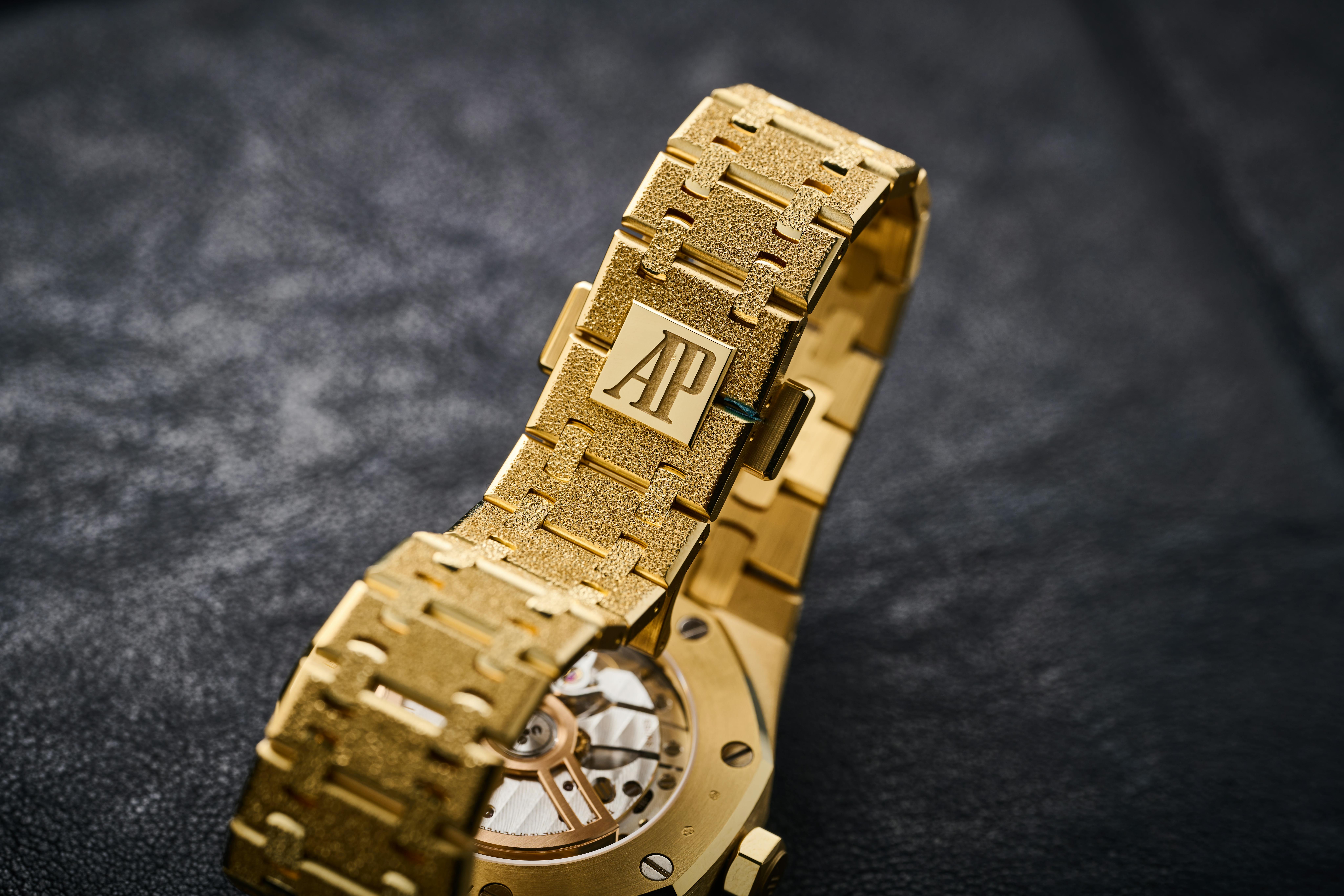 AP Frosted gold 37mm RO