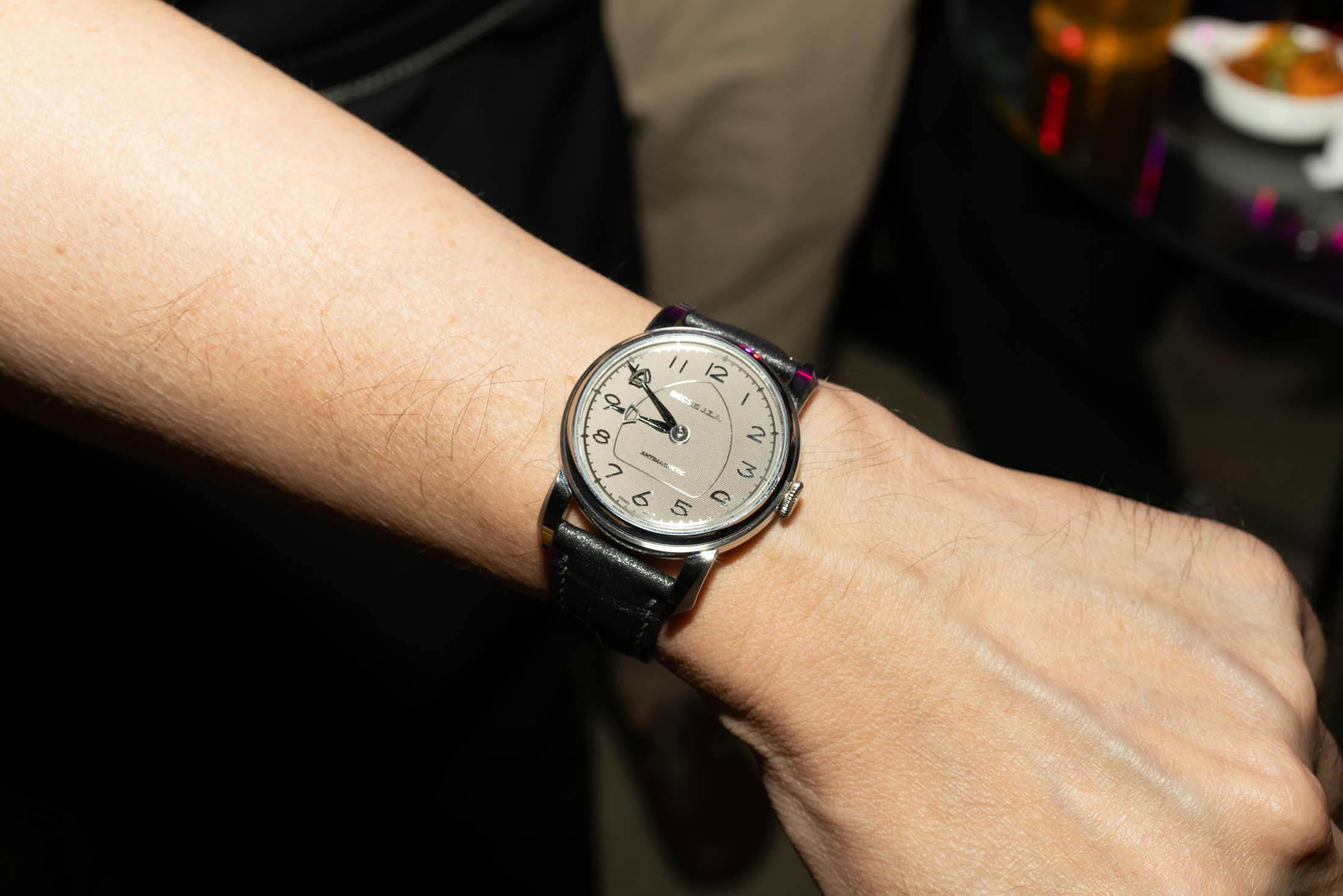 Becsei JZA wristshot