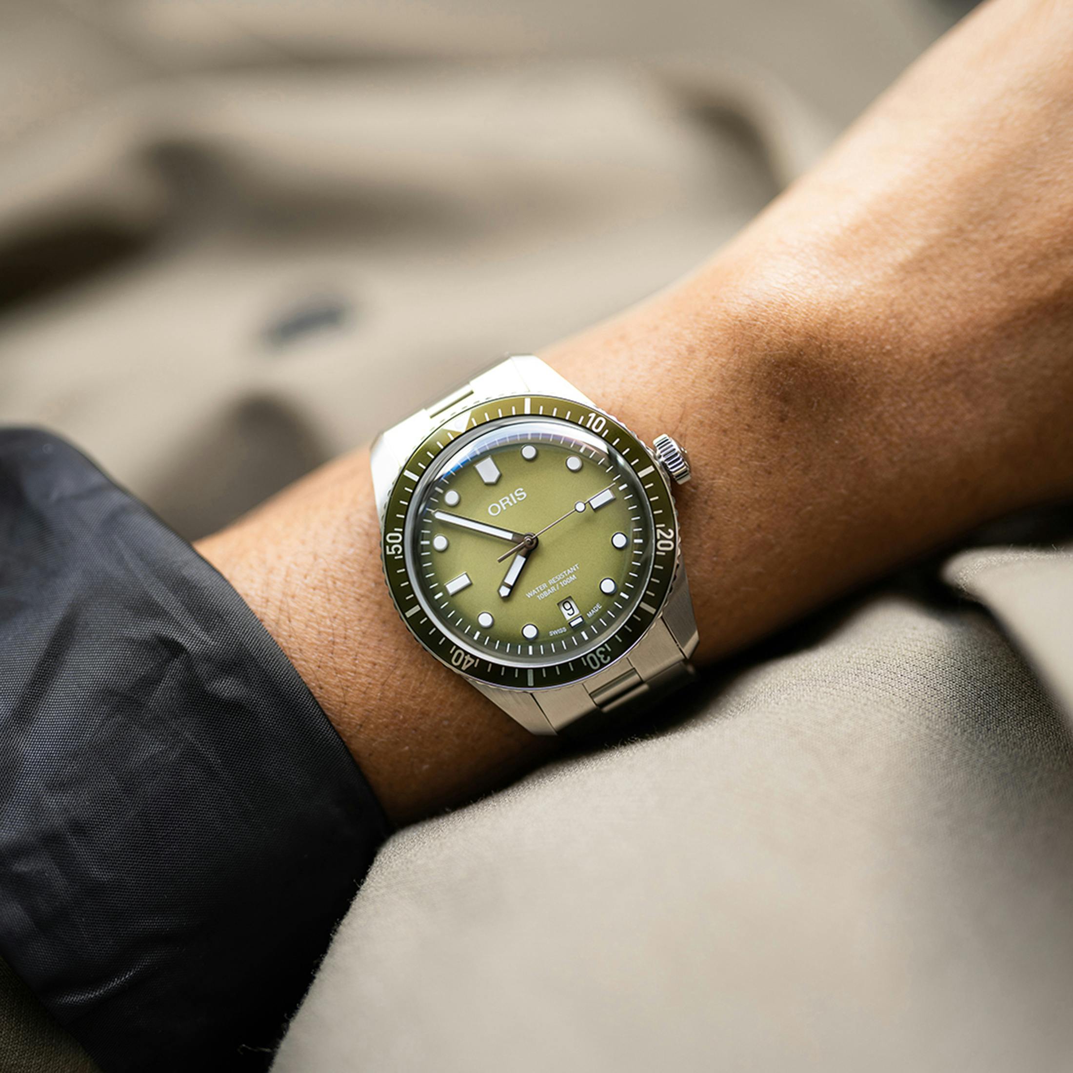 Oris Divers Sixty-Five Green