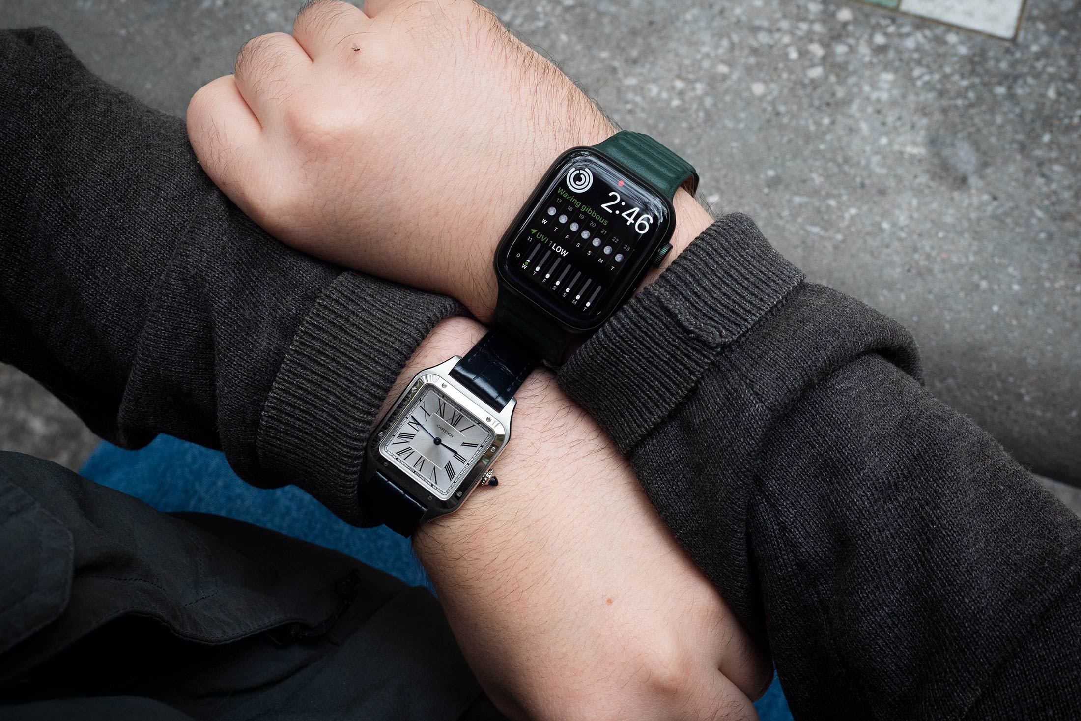 How To Double Wrist With A Mechanical Watch And An Apple Watch