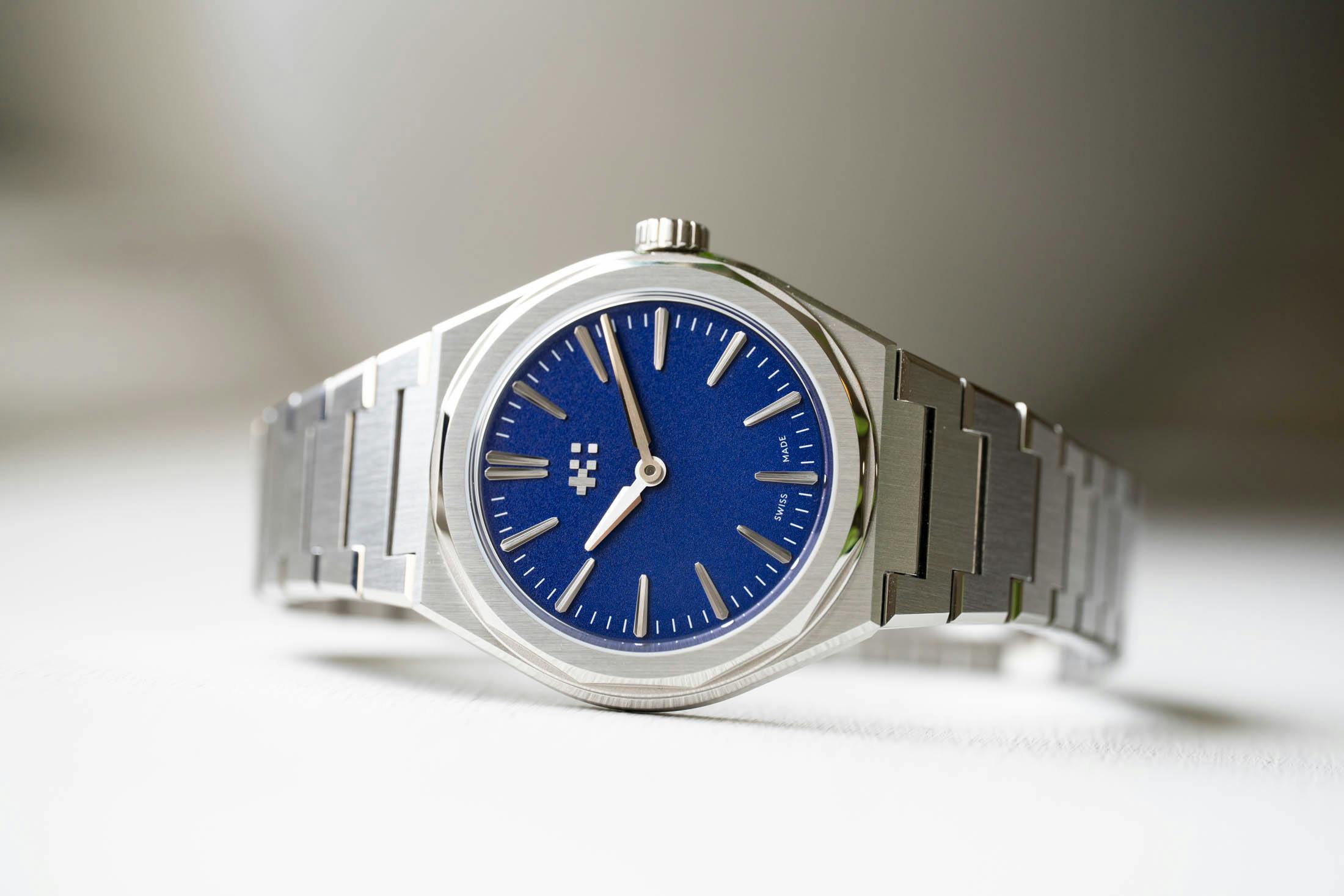 Christopher Ward Twelve 660 Slant Shot