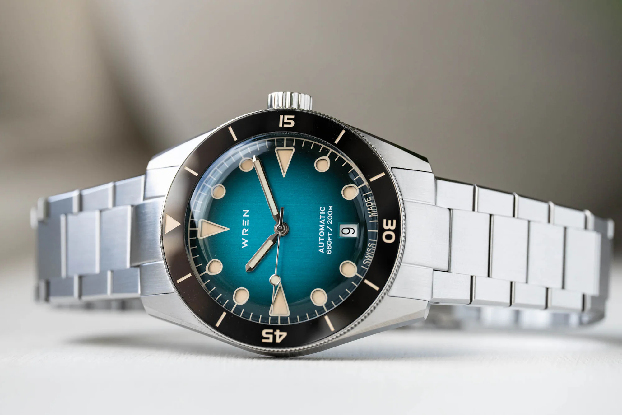 Wren Diver 38 Aqua Sideways Lay