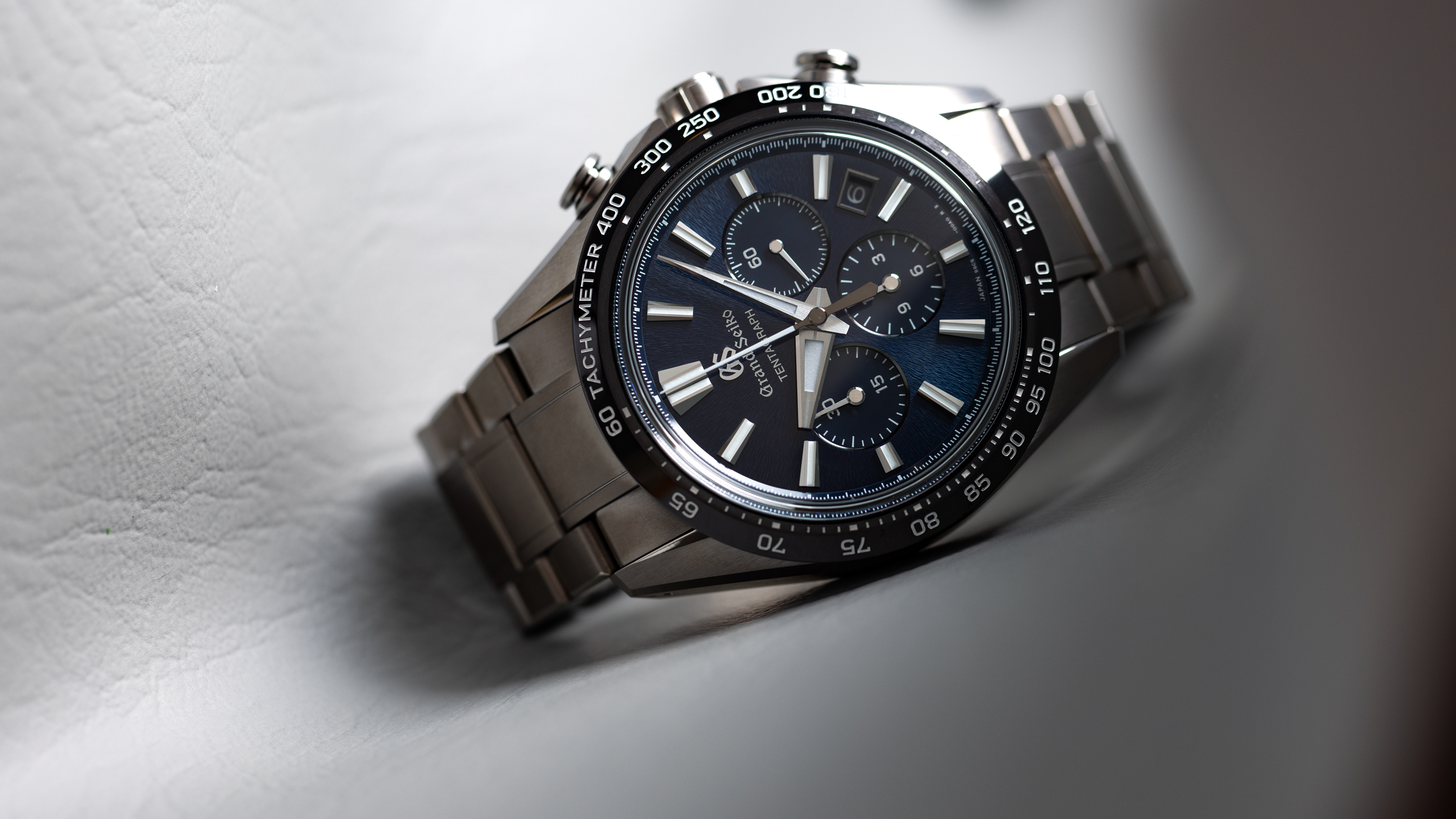 Hodinkee grand outlet seiko snowflake