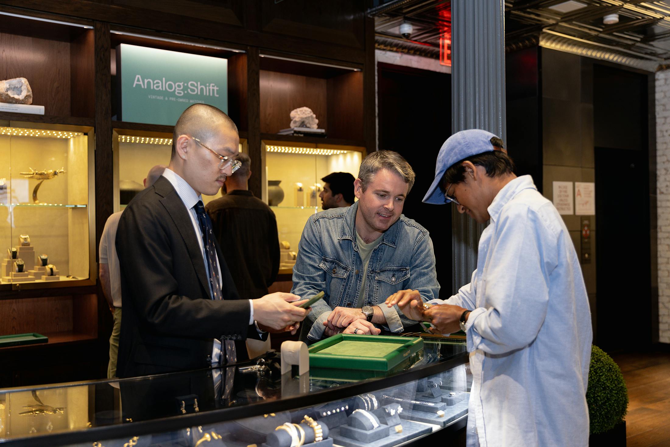 Hodinkee happy hour