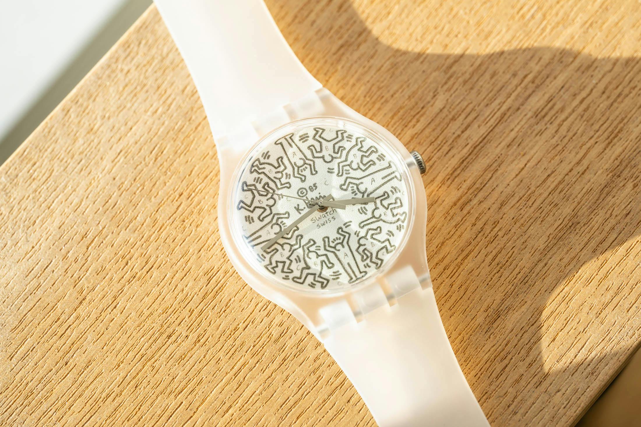 three quarter shot of haring swatch