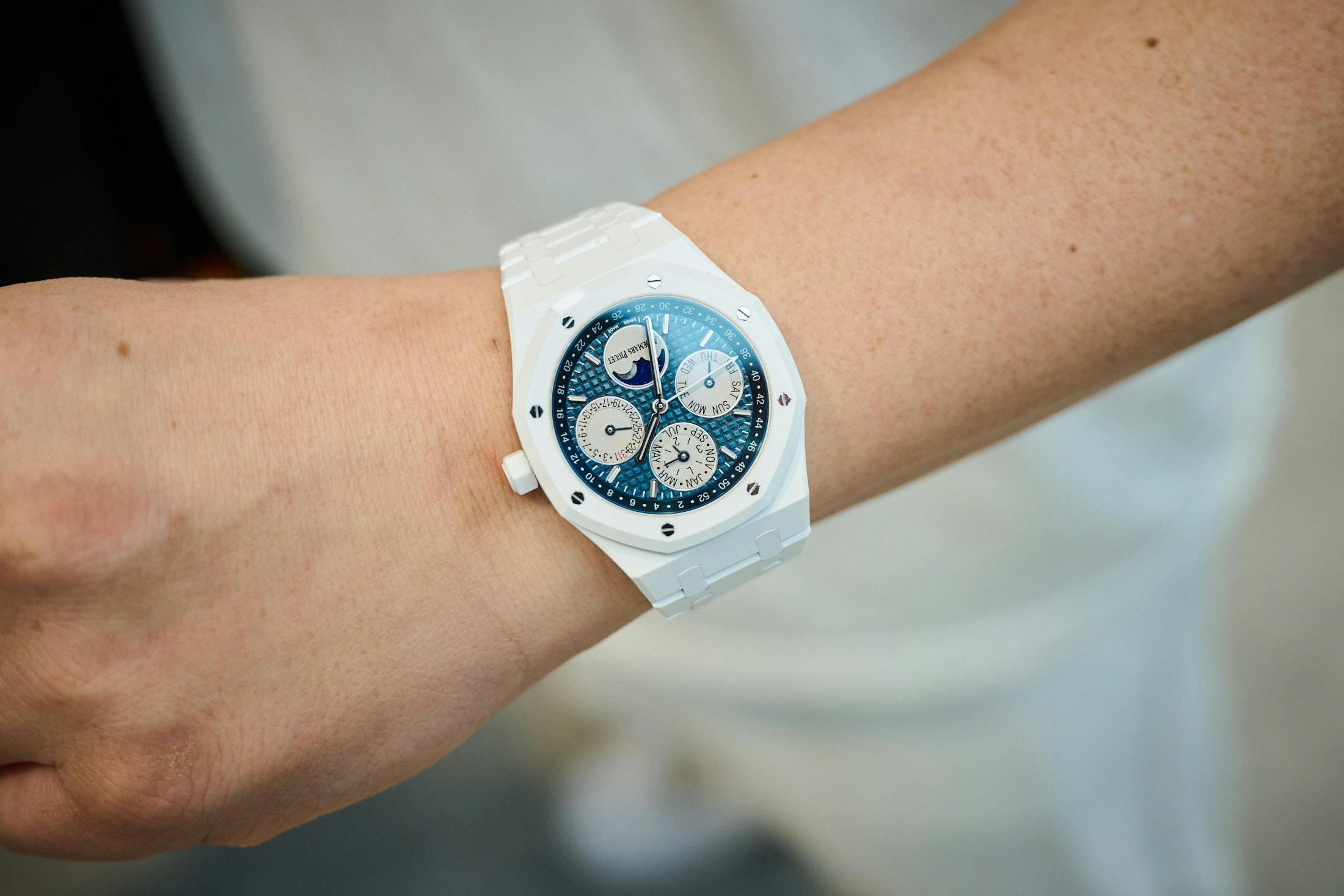Royal Oak White ceramic