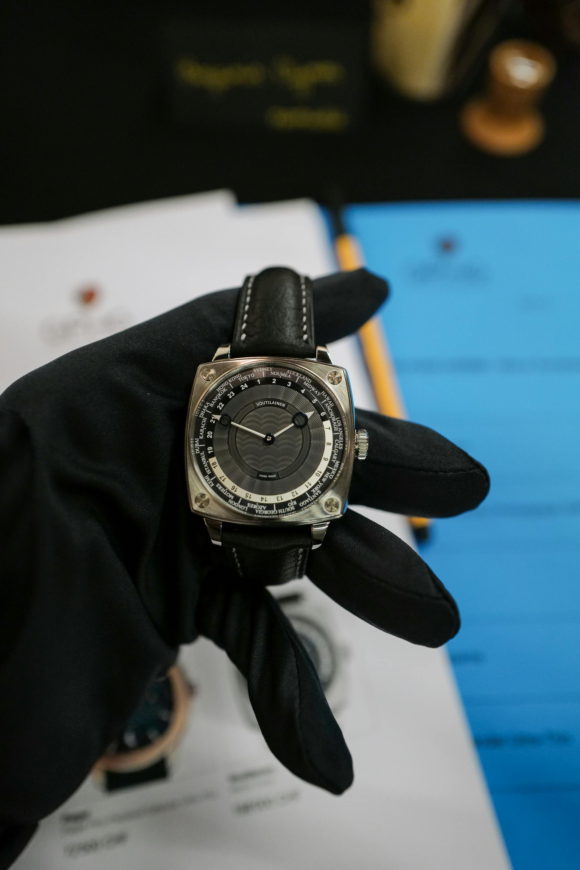 <p>Kari's new world-timer is excellent – expensive – and excellent. And also now a GPHG winner.</p>